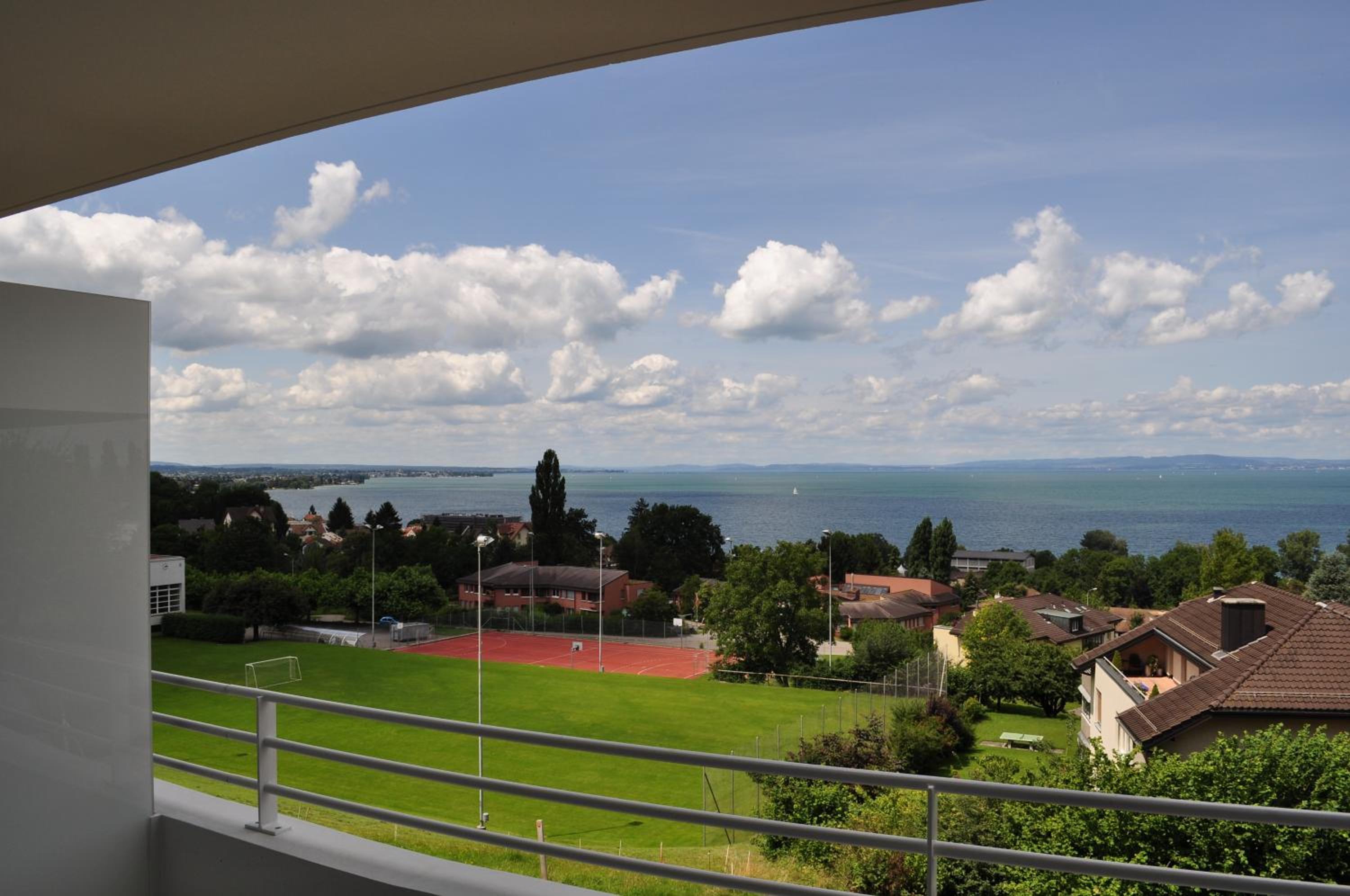 Junior Suite with Lake View - Photo 17