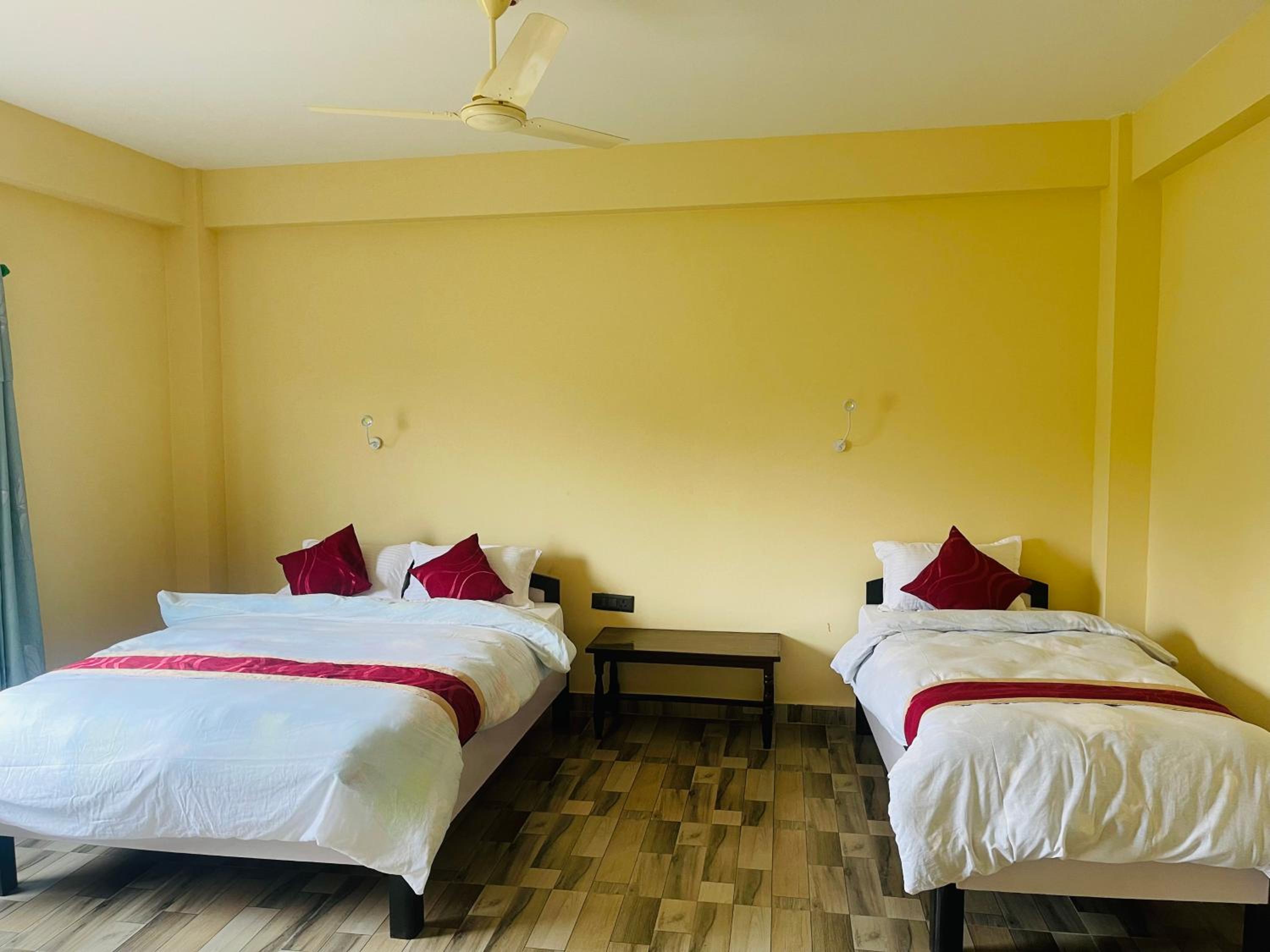 Standard Double Room With Fan photo 1