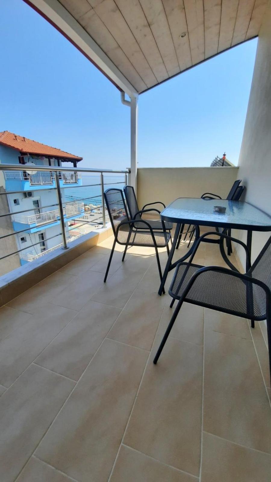 Duplex Suite - Photo 8