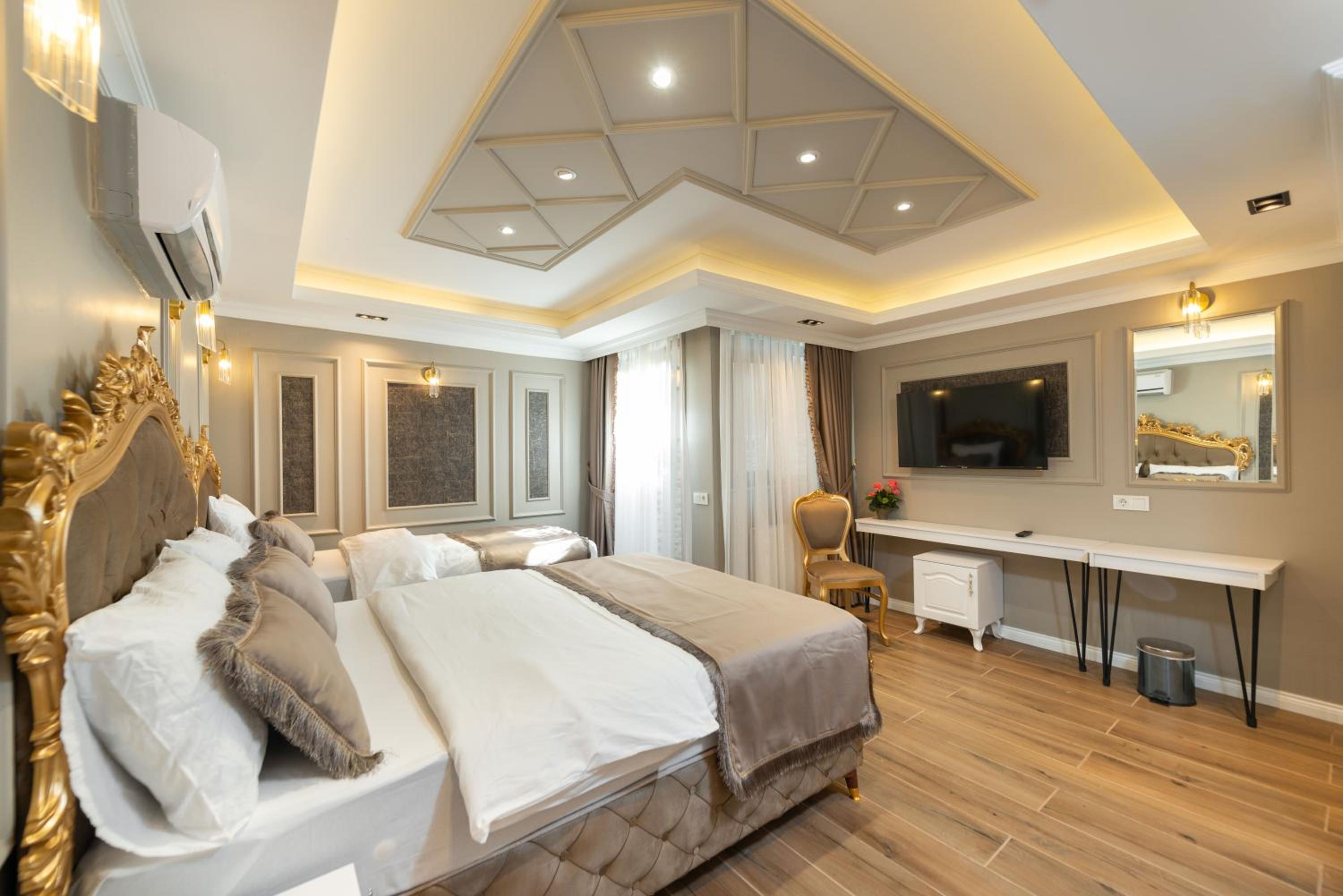 Standard Triple Room photo 3