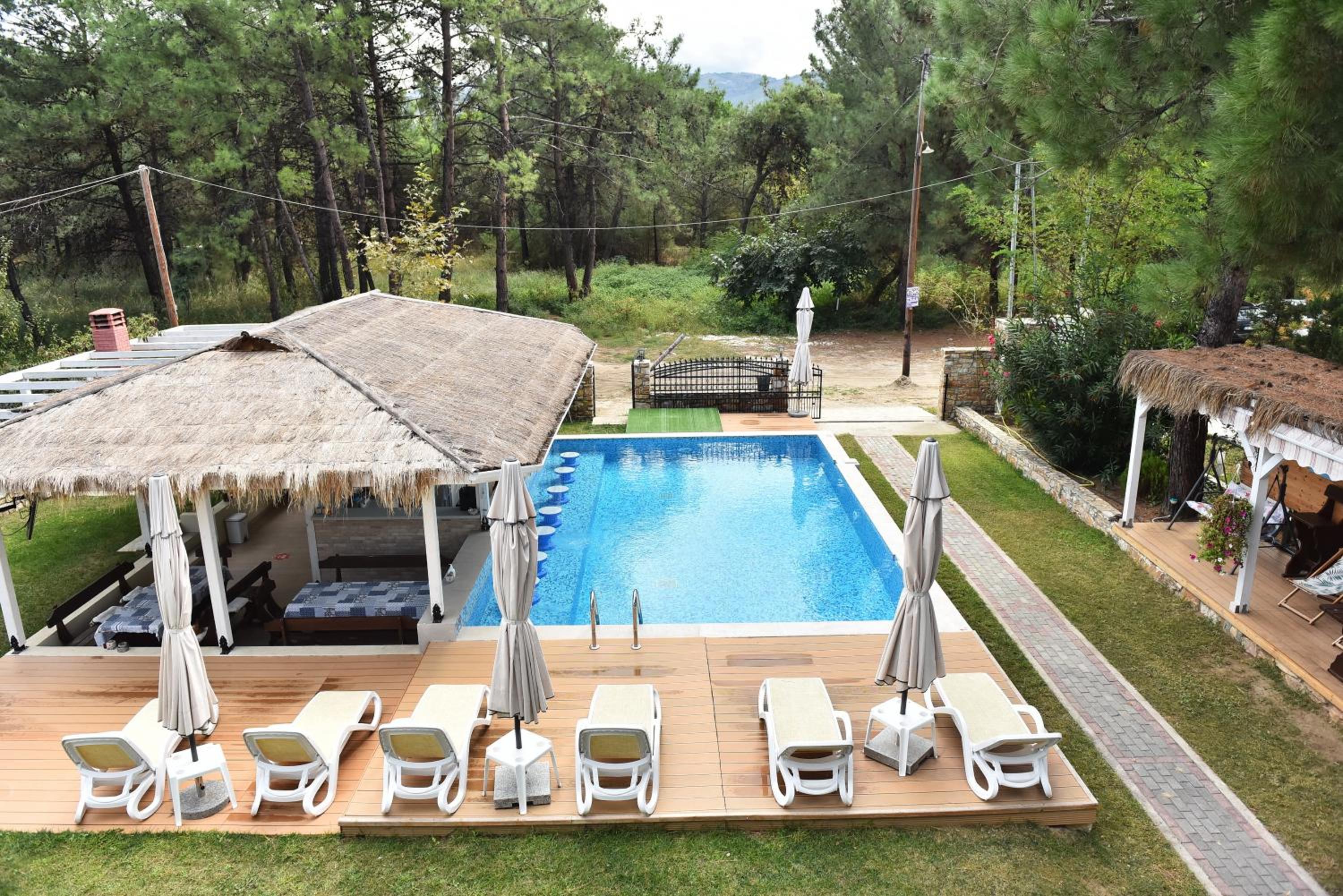 Double Room with Balcony - Photo 5