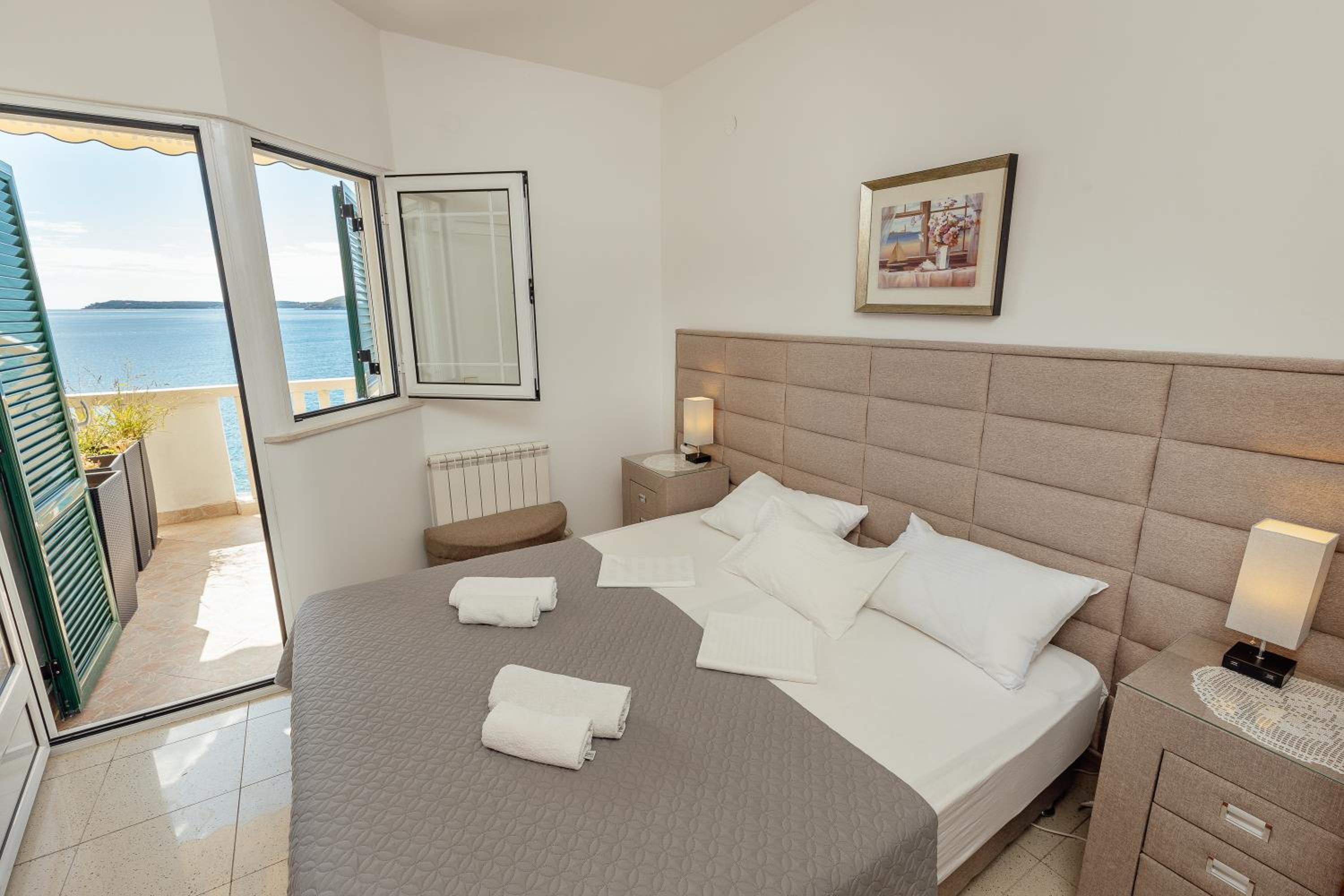 Apartment with Sea View
