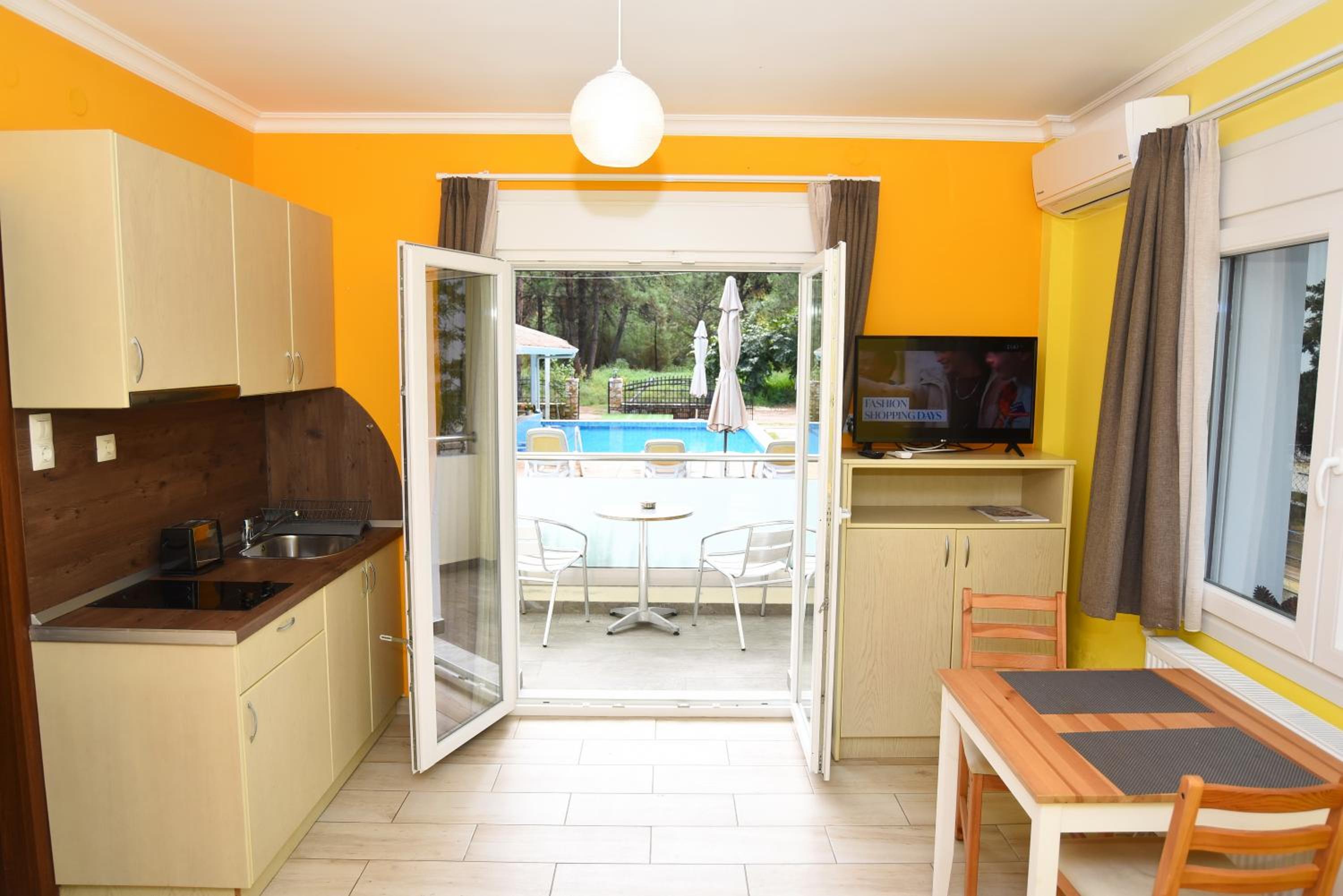 Studio with Terrace - Photo 22