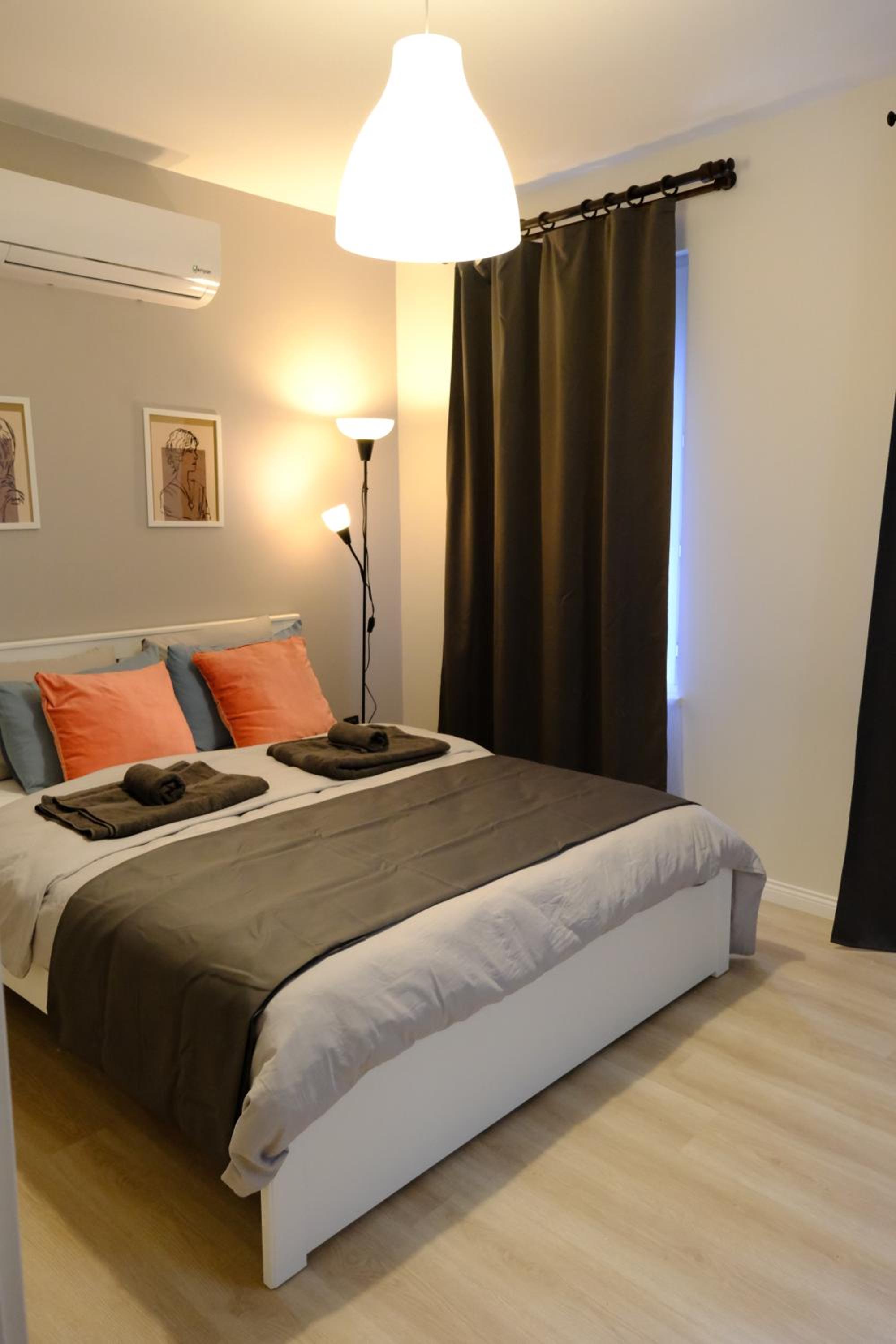 Apartment photo 1