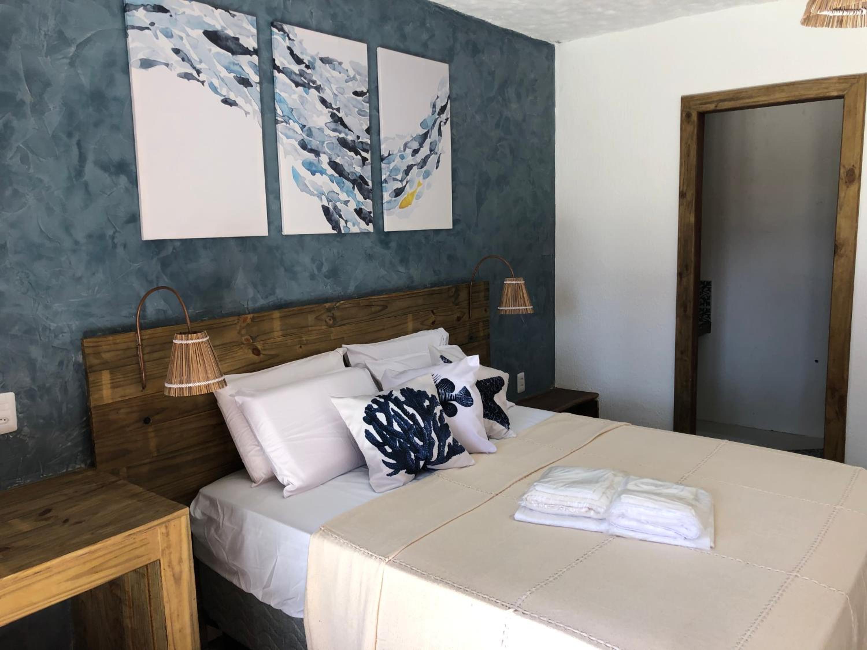 Deluxe Queen Room - Photo 18