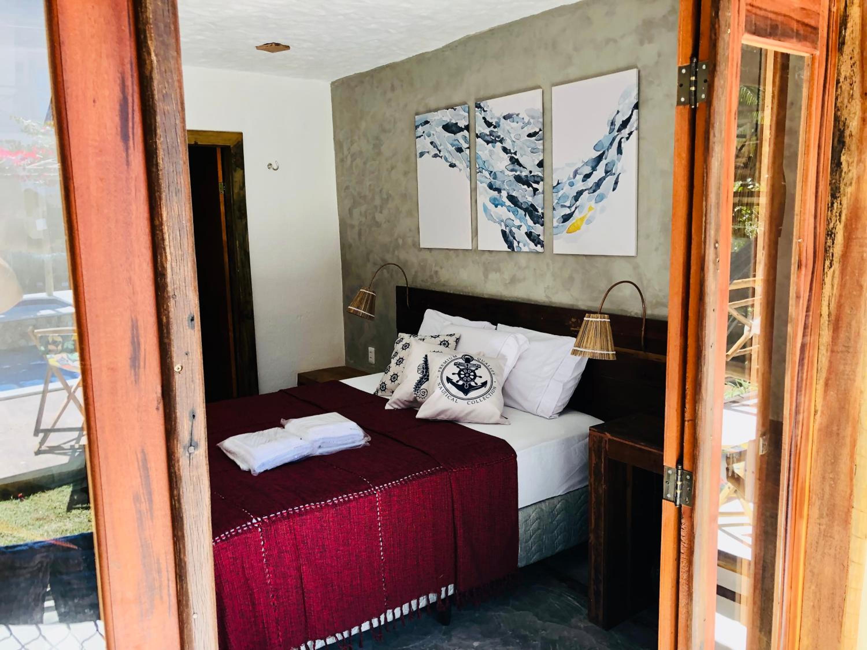 Deluxe Queen Room - Photo 20