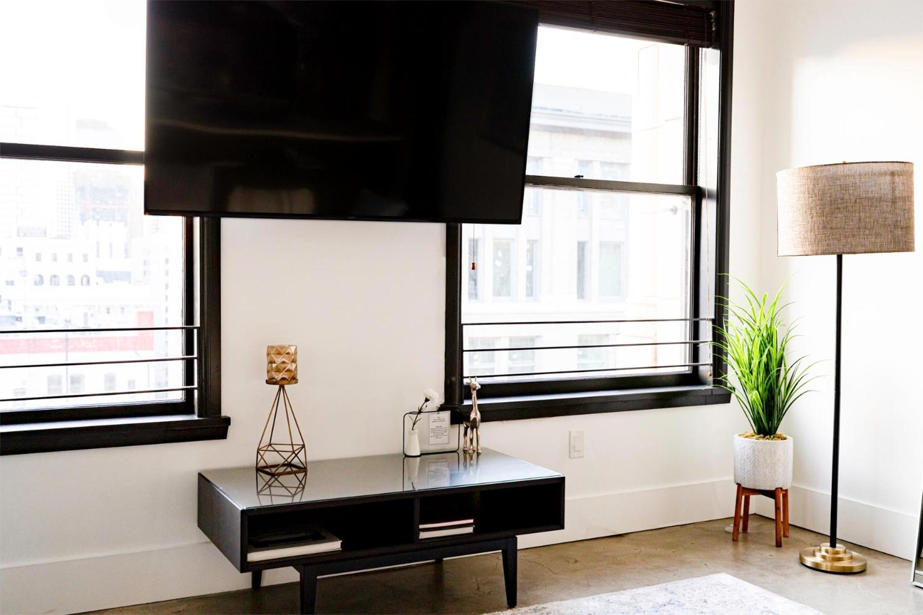 Two-Bedroom Deluxe Apartment