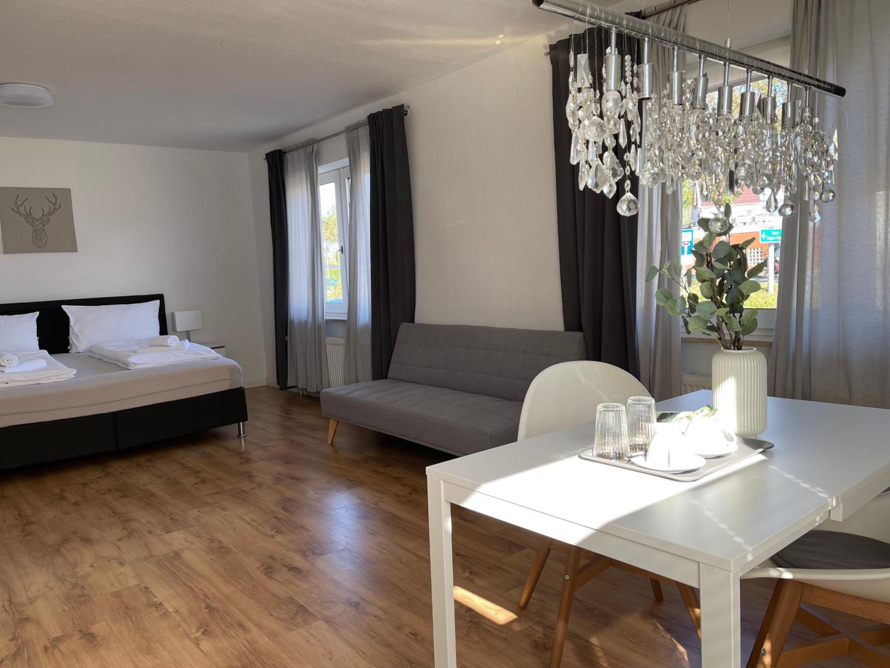 Large Double Room photo 3