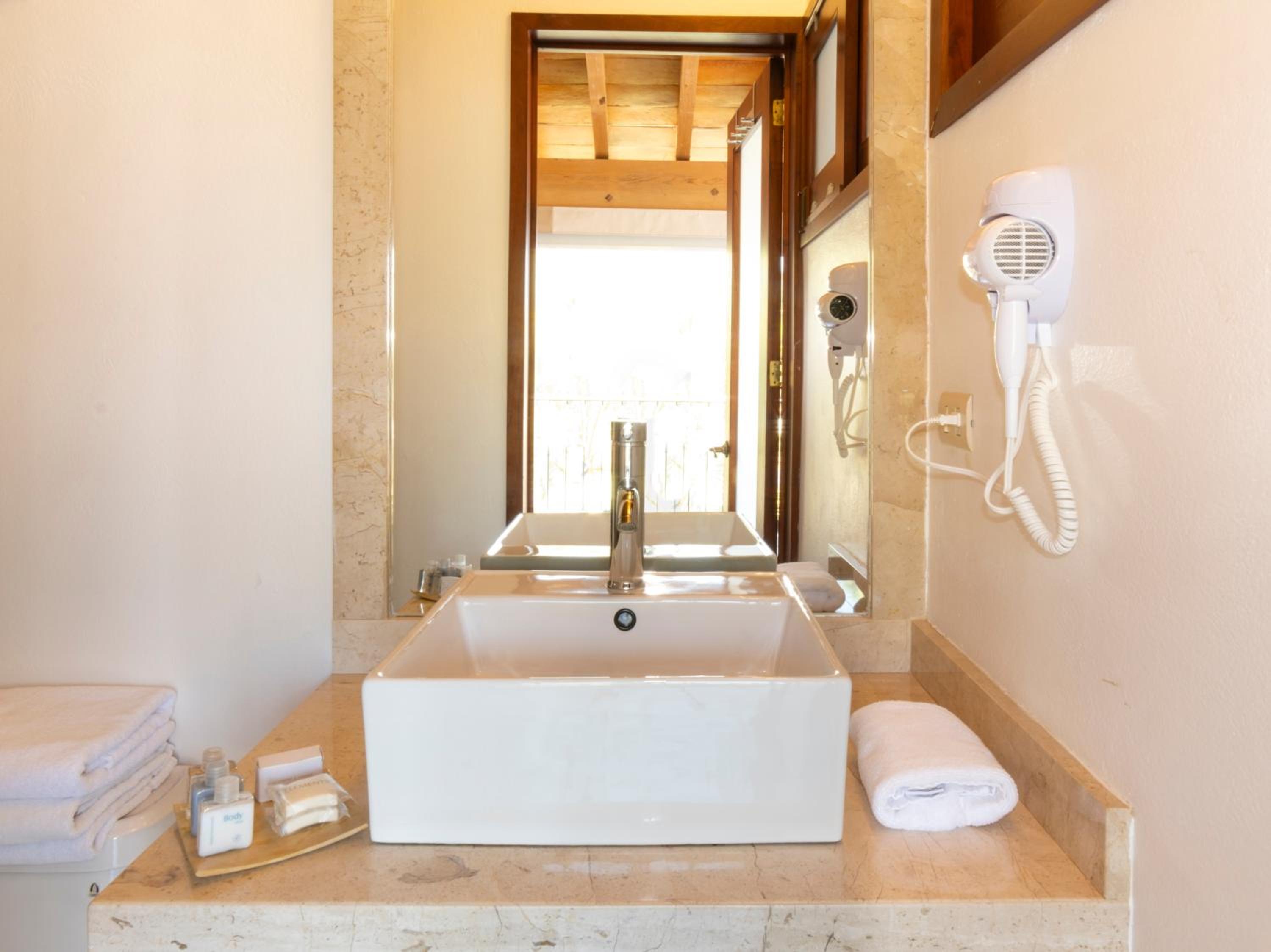 Junior Suite with Terrace photo 3