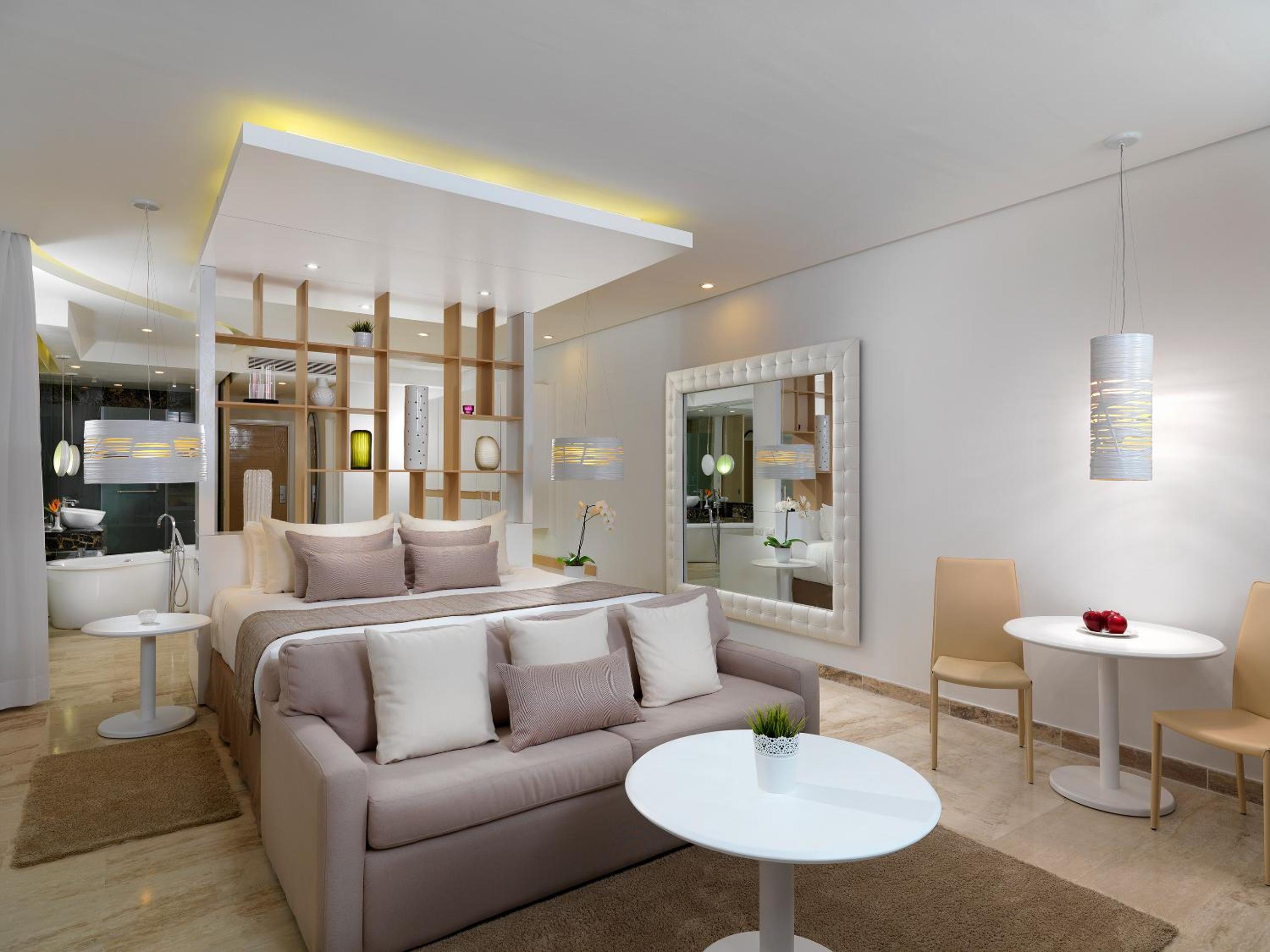 Junior Suite Ocean Front - Photo 3