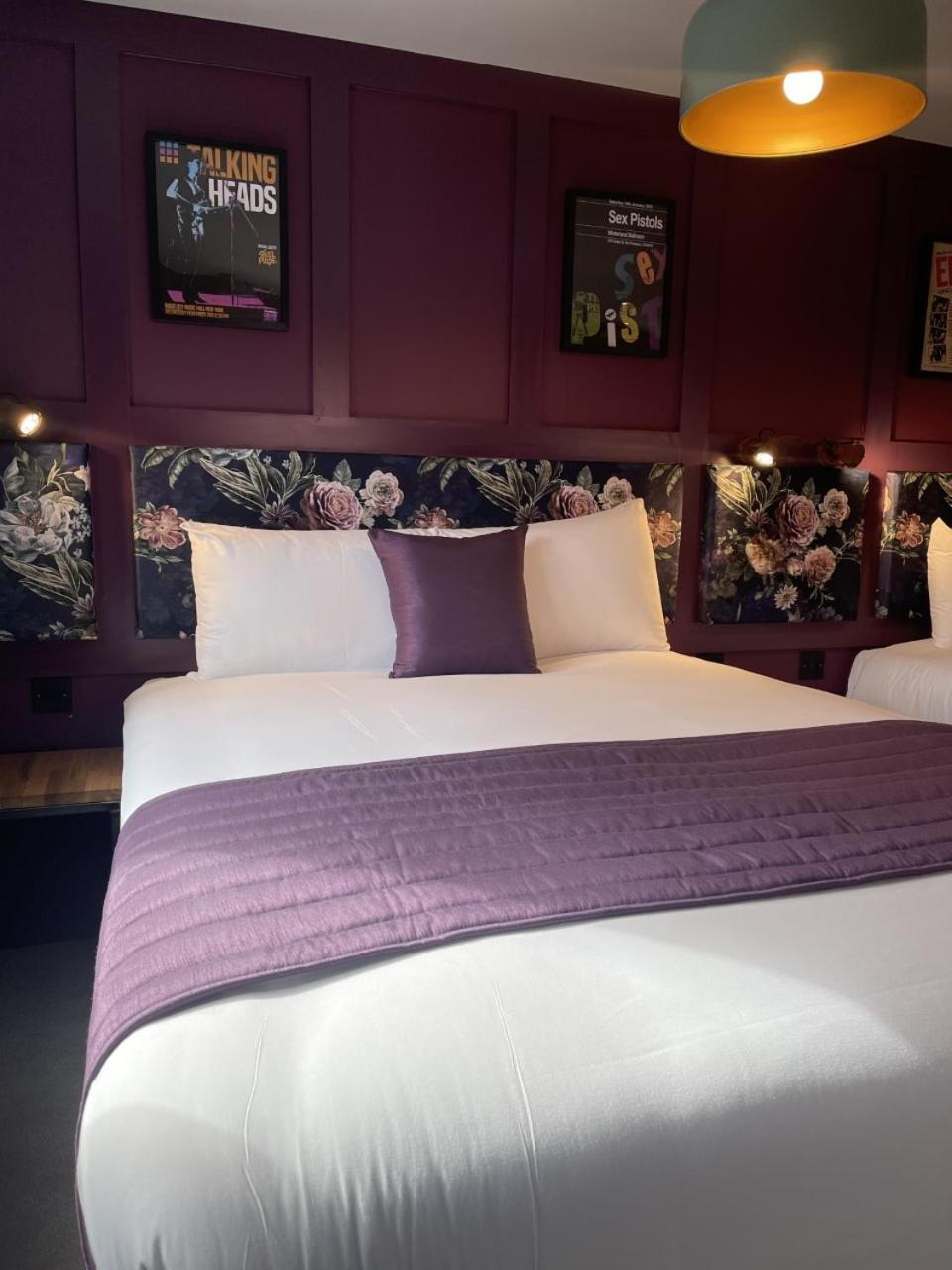 Deluxe Quadruple Room - Photo 4