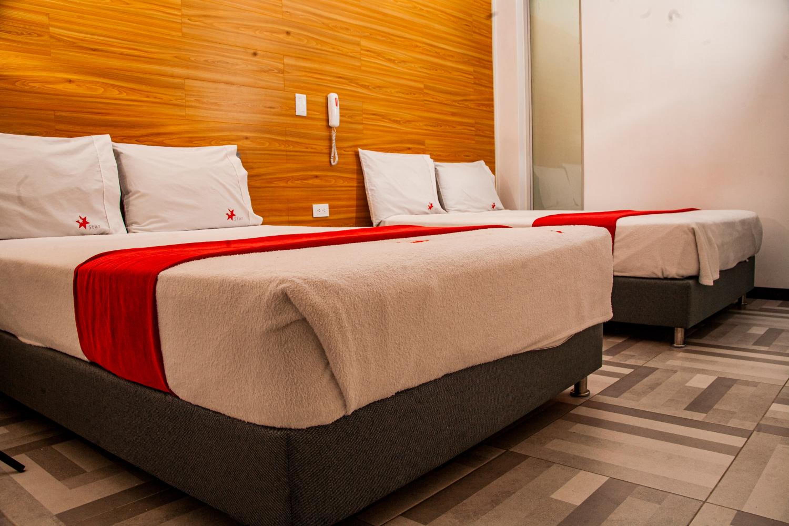 Economy Twin Room photo 1