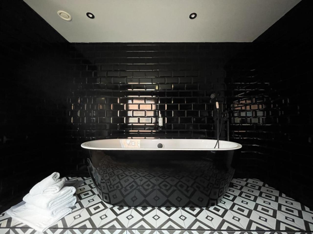 Deluxe Quadruple Room - Photo 7