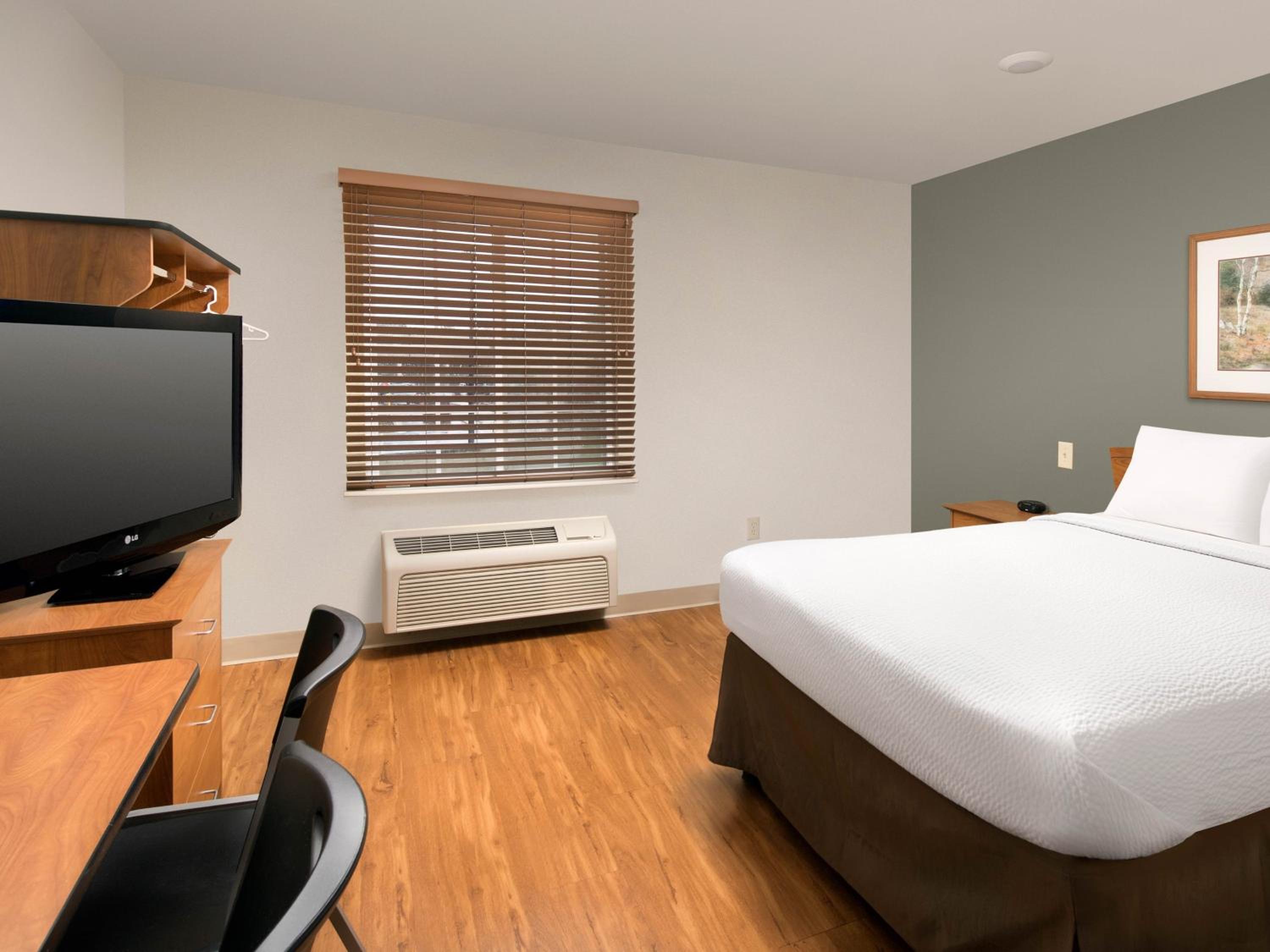 Standard Double Room - Non-Smoking photo 3