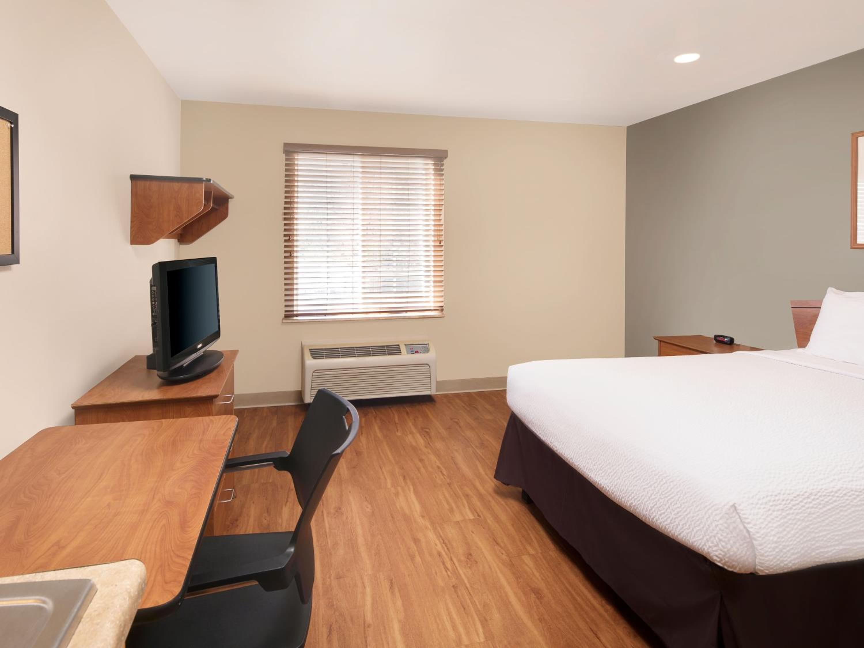 Standard Double Room - Non-Smoking photo 3