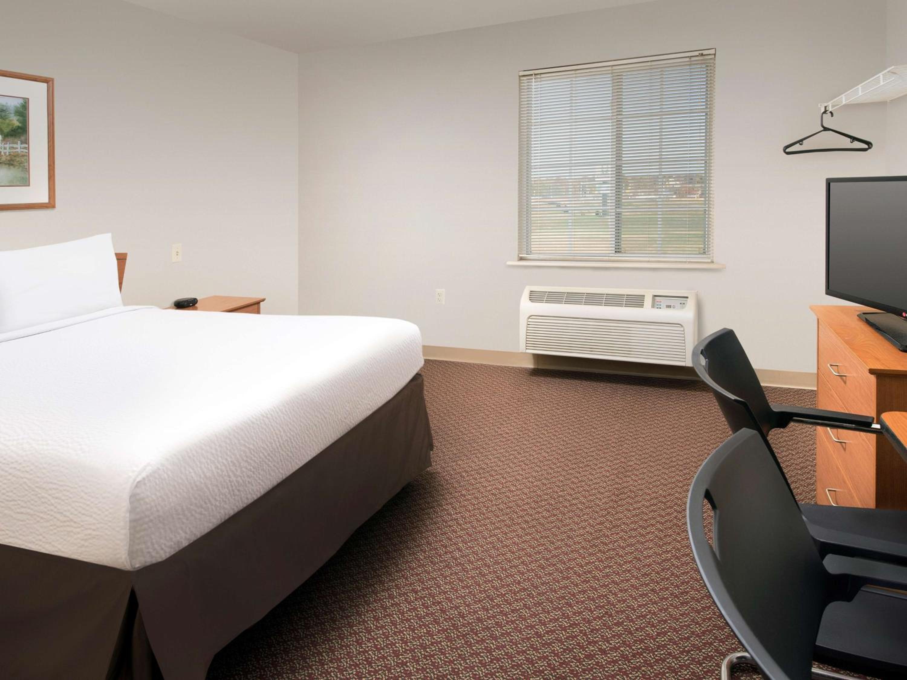 Standard Double Room - Non-Smoking photo 3