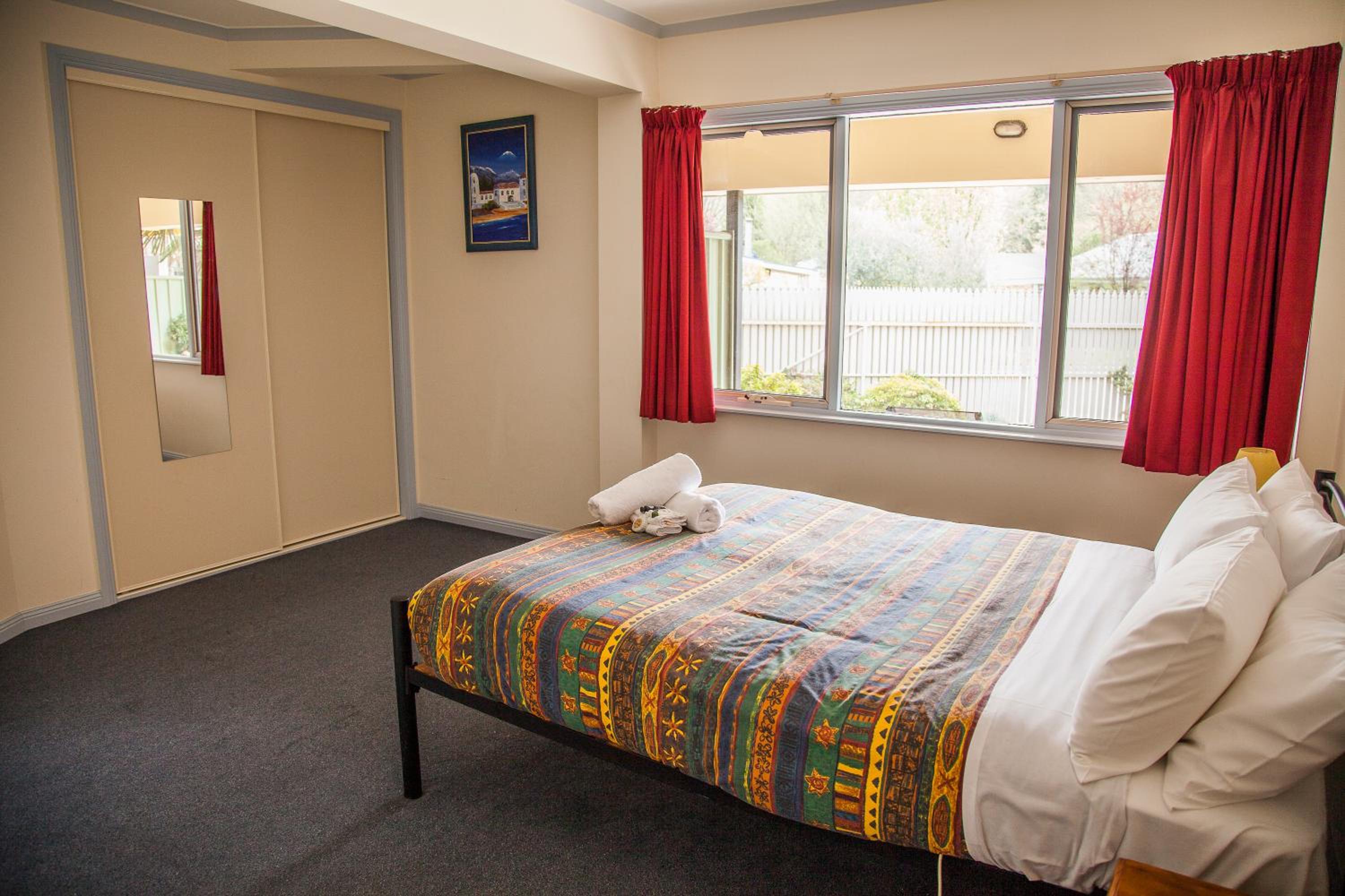 One-Bedroom Apartment - Photo 20