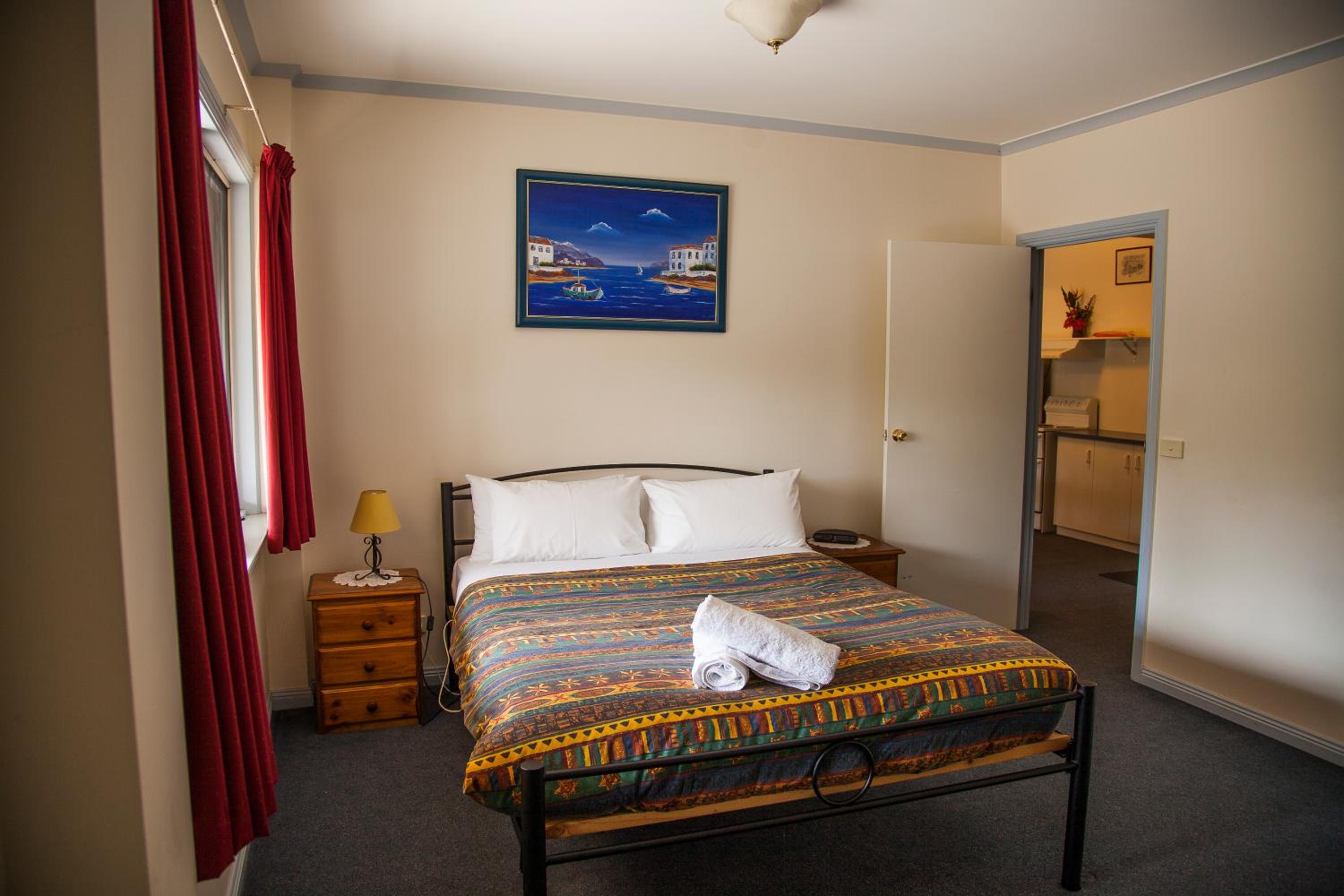 One-Bedroom Apartment - Photo 24