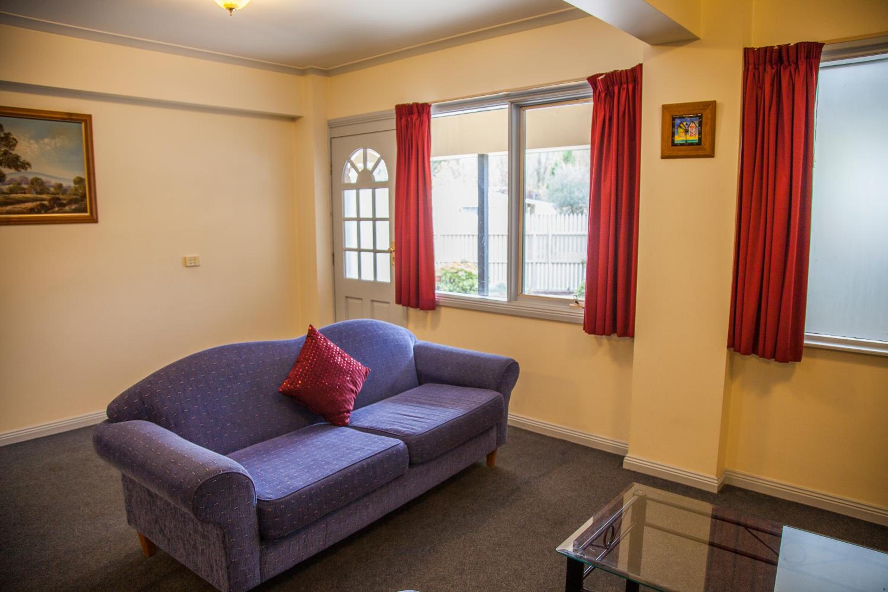 One-Bedroom Apartment - Photo 30