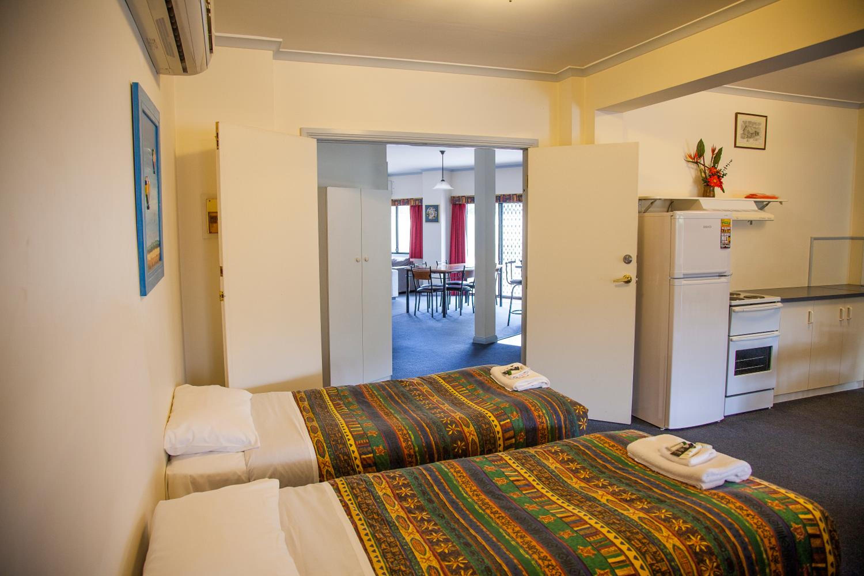 One-Bedroom Apartment - Photo 35