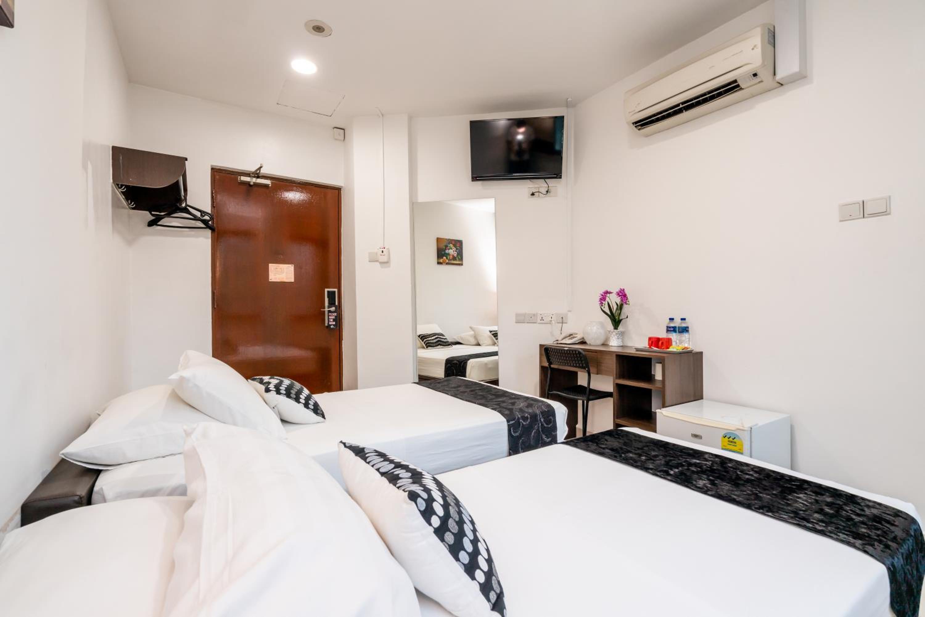  Innharmony Room photo 1