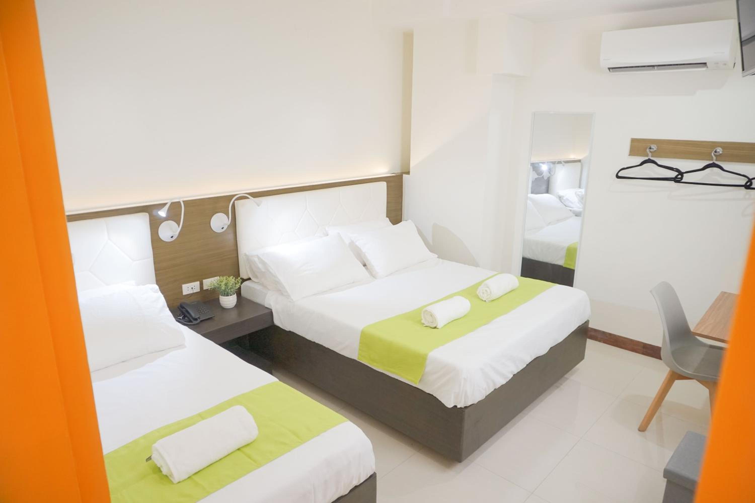 Deluxe Triple Room - Photo 3