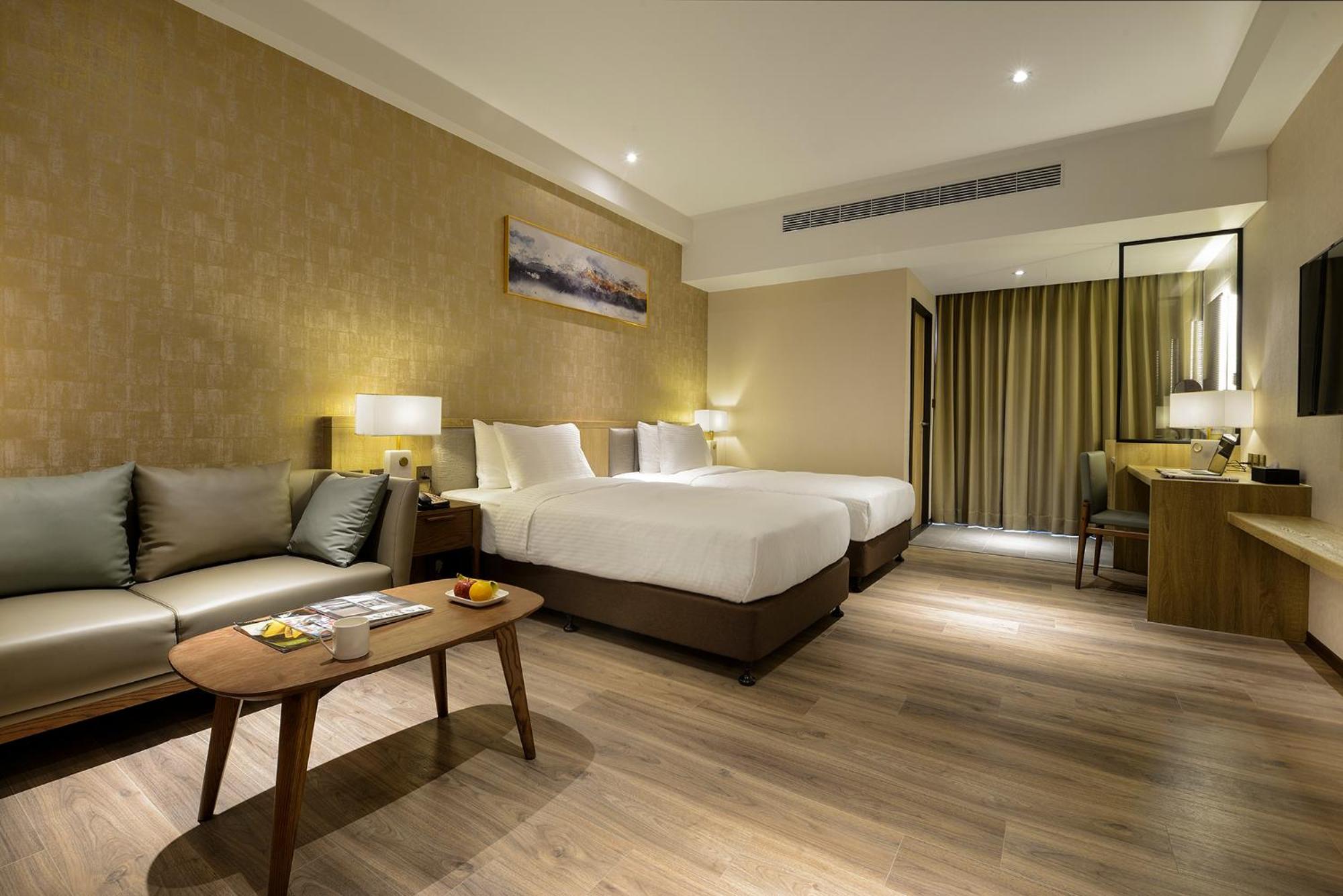 Standard Twin Room - Photo 3