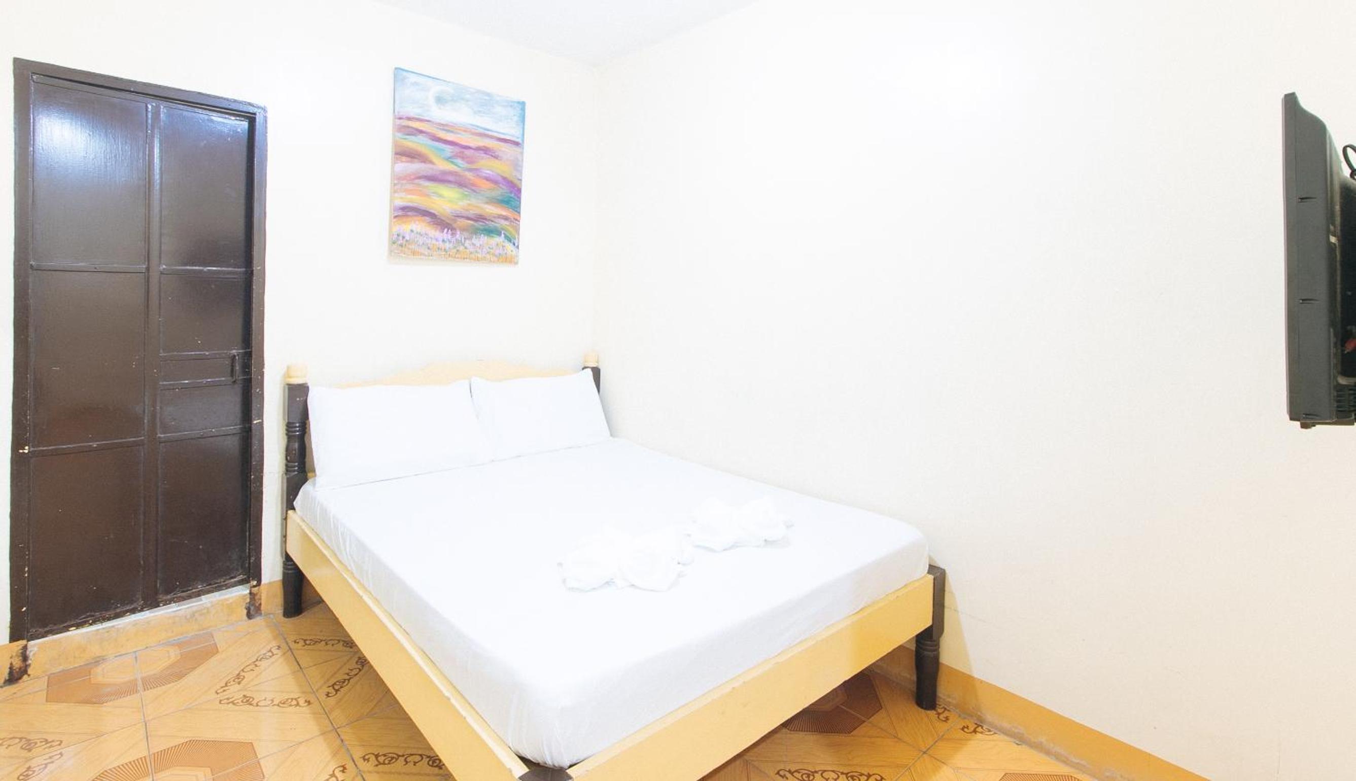 Standard Double Room photo 2