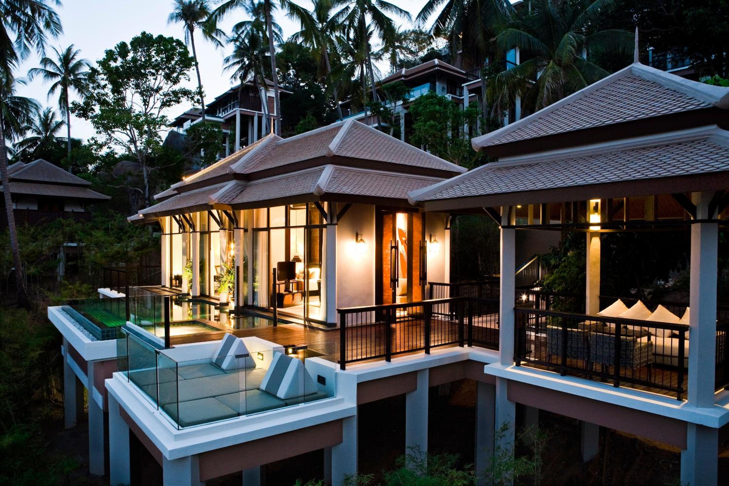 Royal Banyan Ocean Pool Villa photo 2