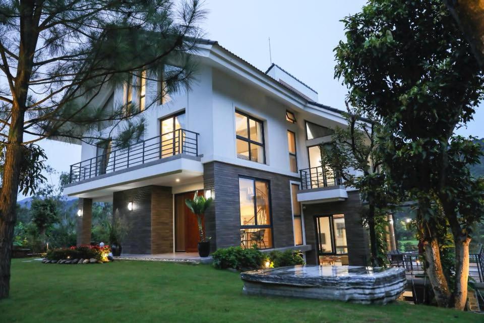 Villa photo 2