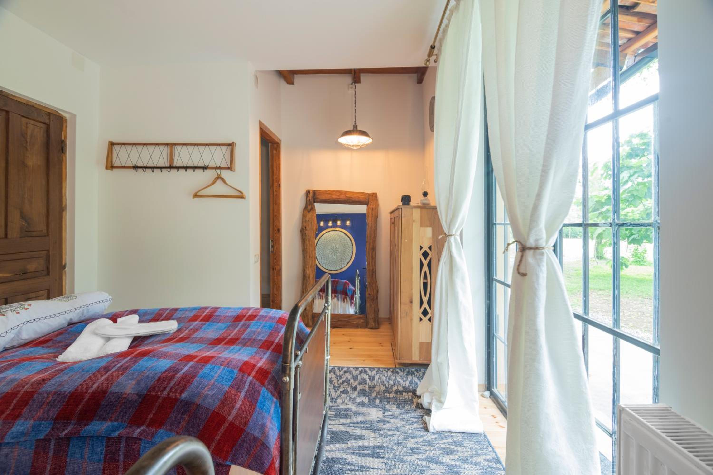 Double Room with Balcony - Photo 32