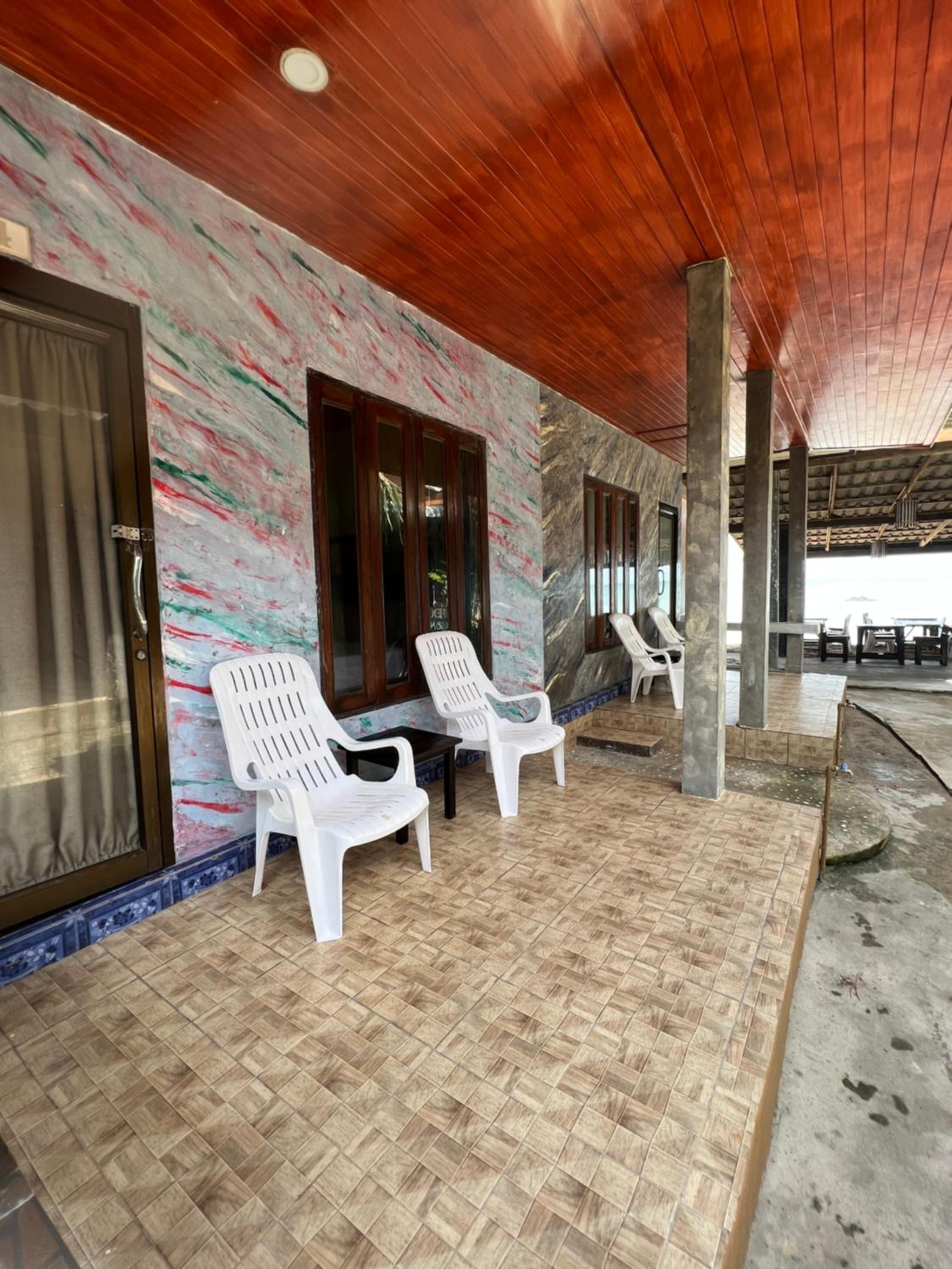 Family Bungalow photo 2