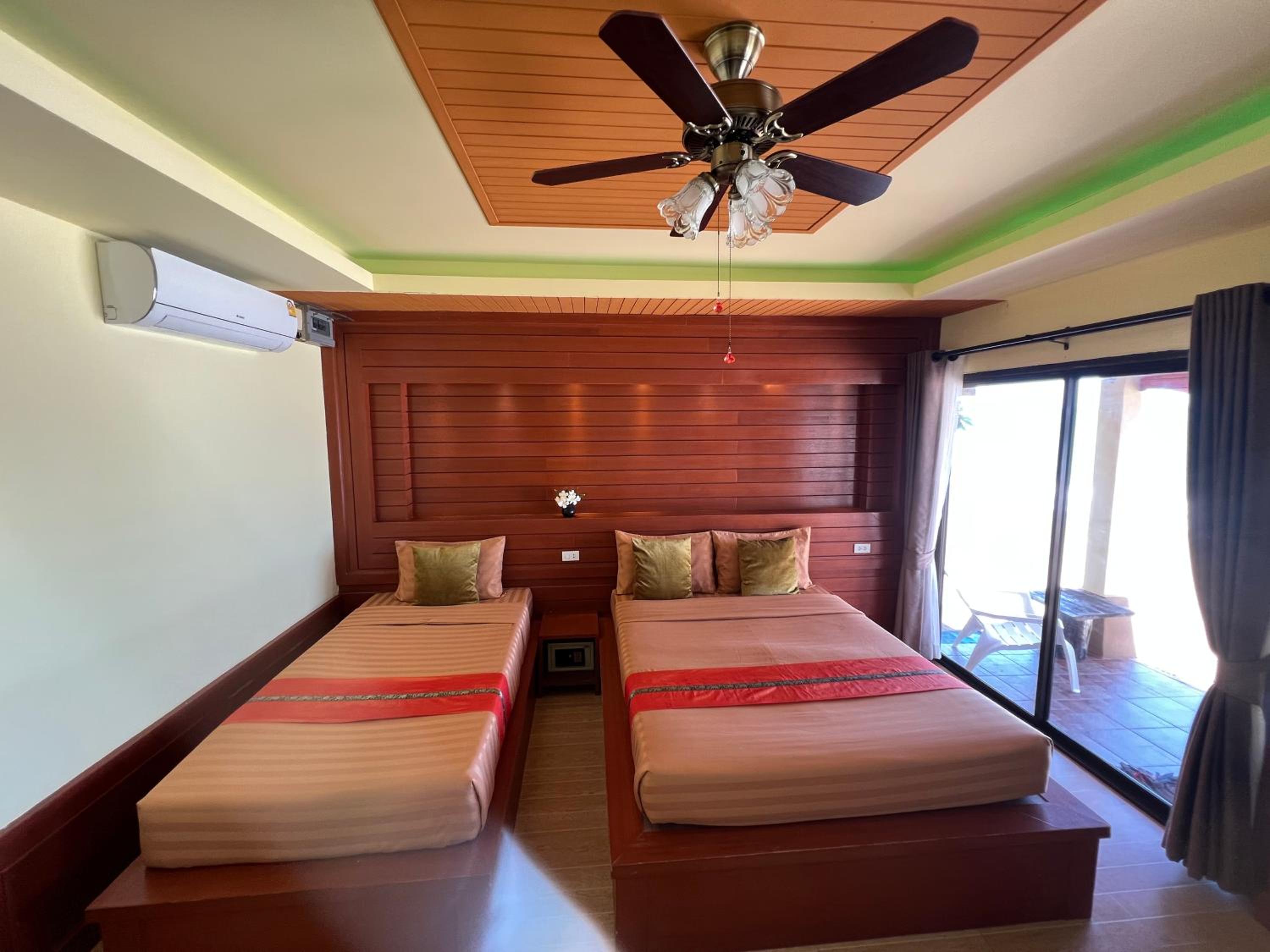 Bungalow - Beach Front