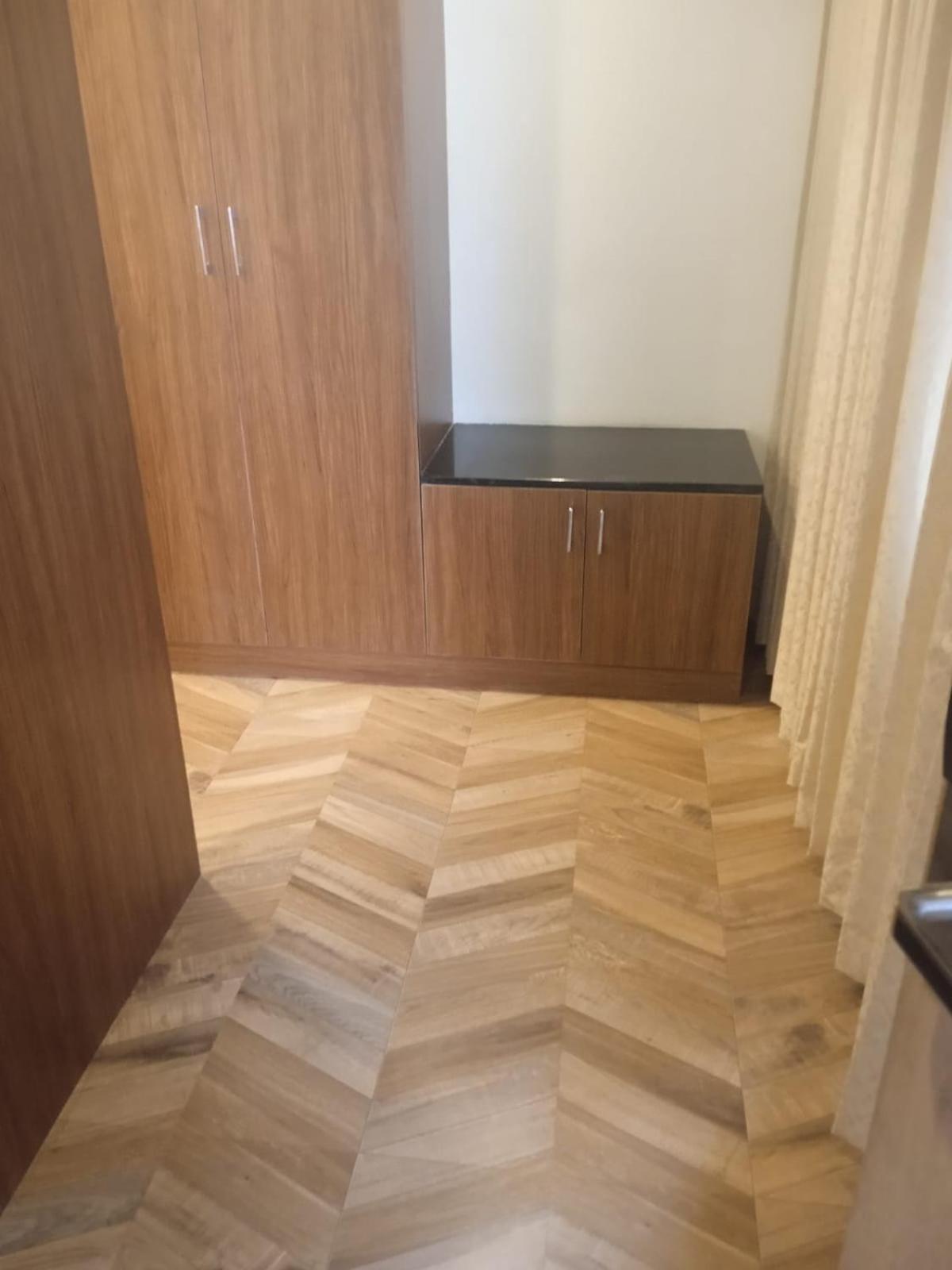 Deluxe Queen Room - Photo 8