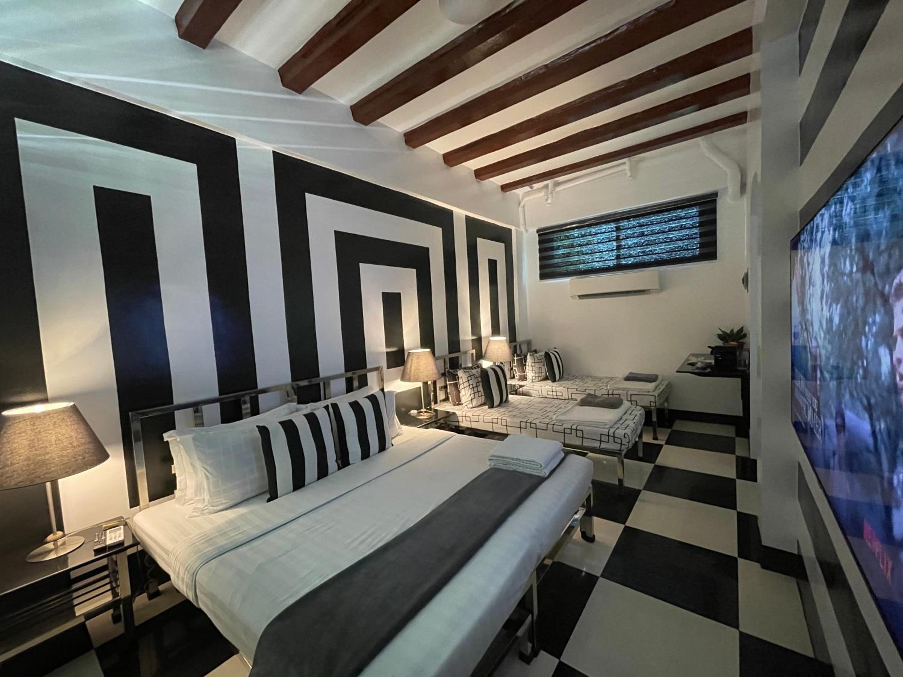 Quadruple Room with Terrace - Photo 7