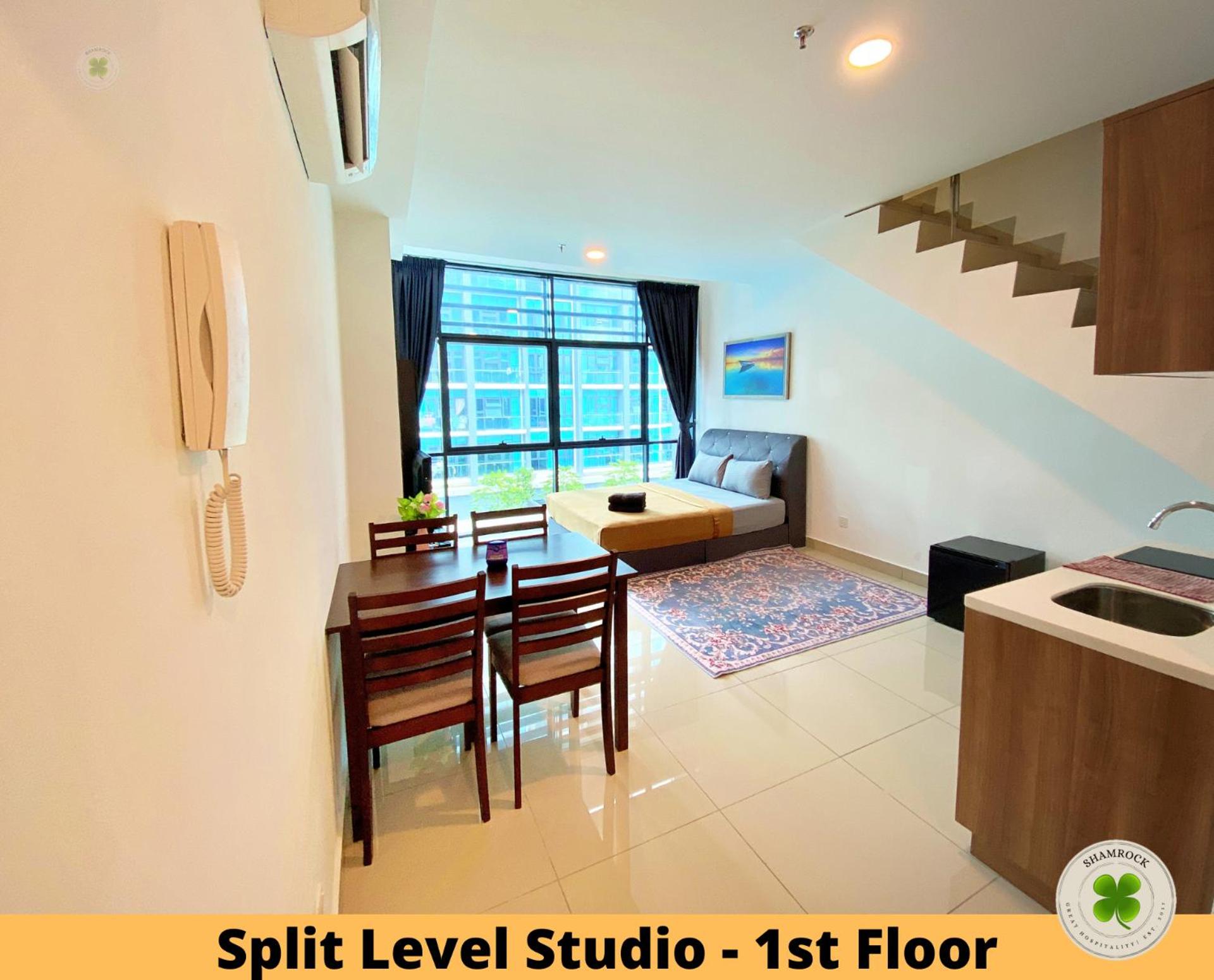 Studio - Split Level