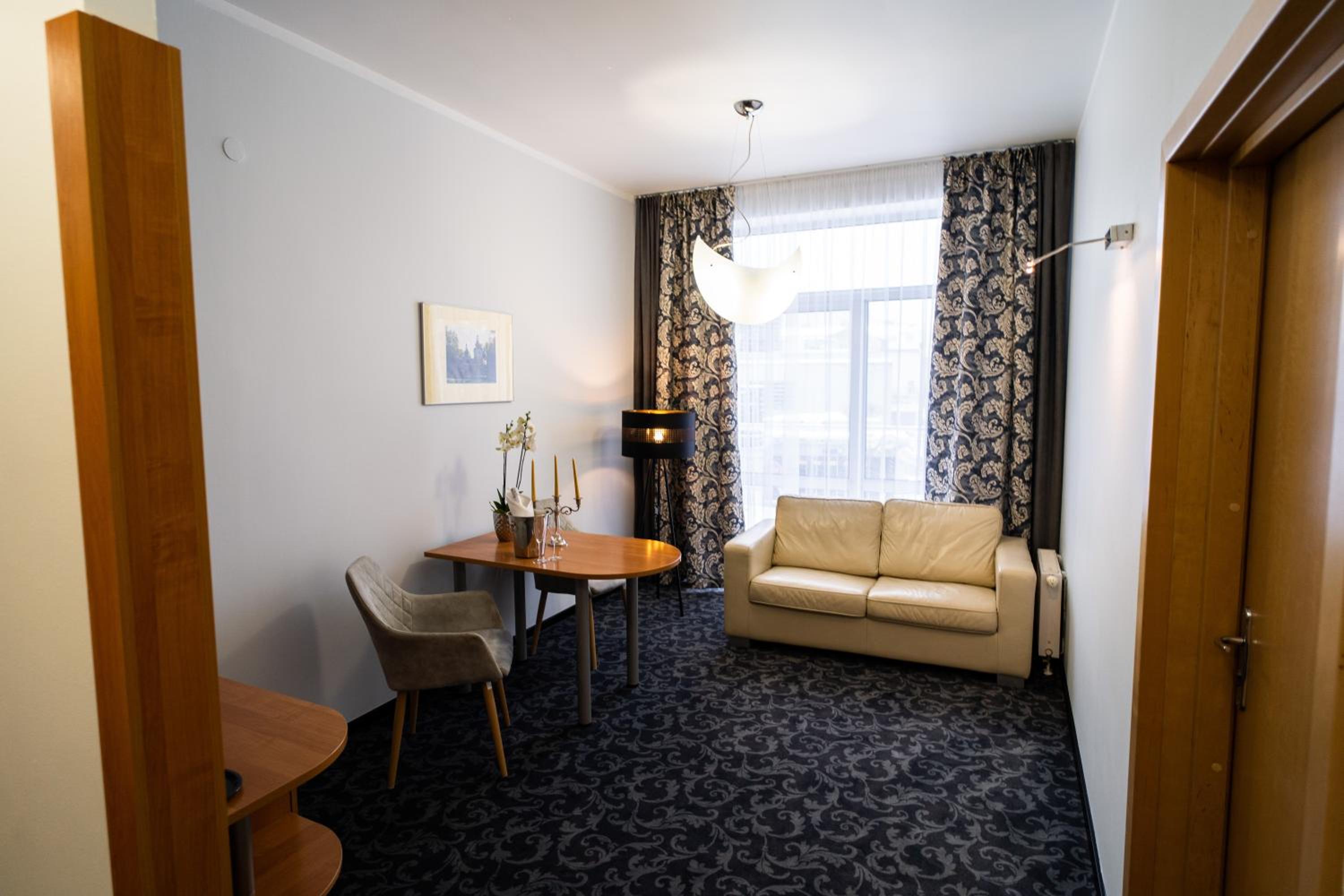 Deluxe Double Room - Photo 2