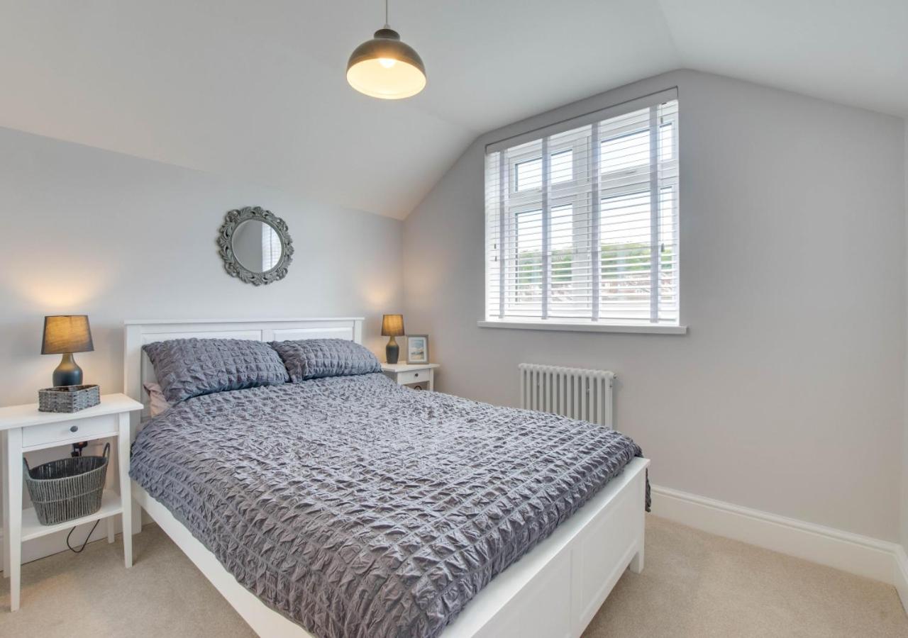 Four-Bedroom House photo 3