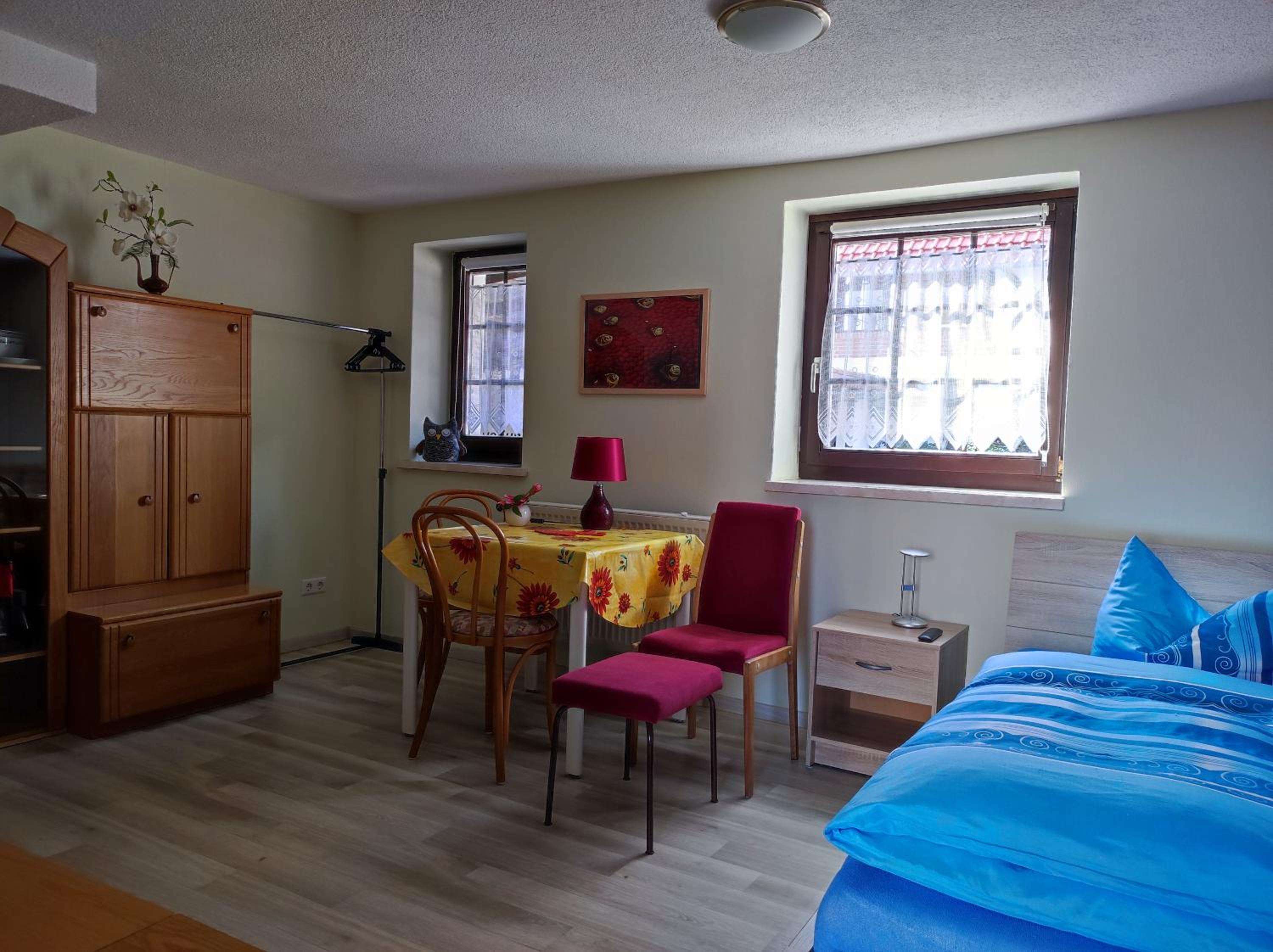 One-Bedroom Apartment photo 1