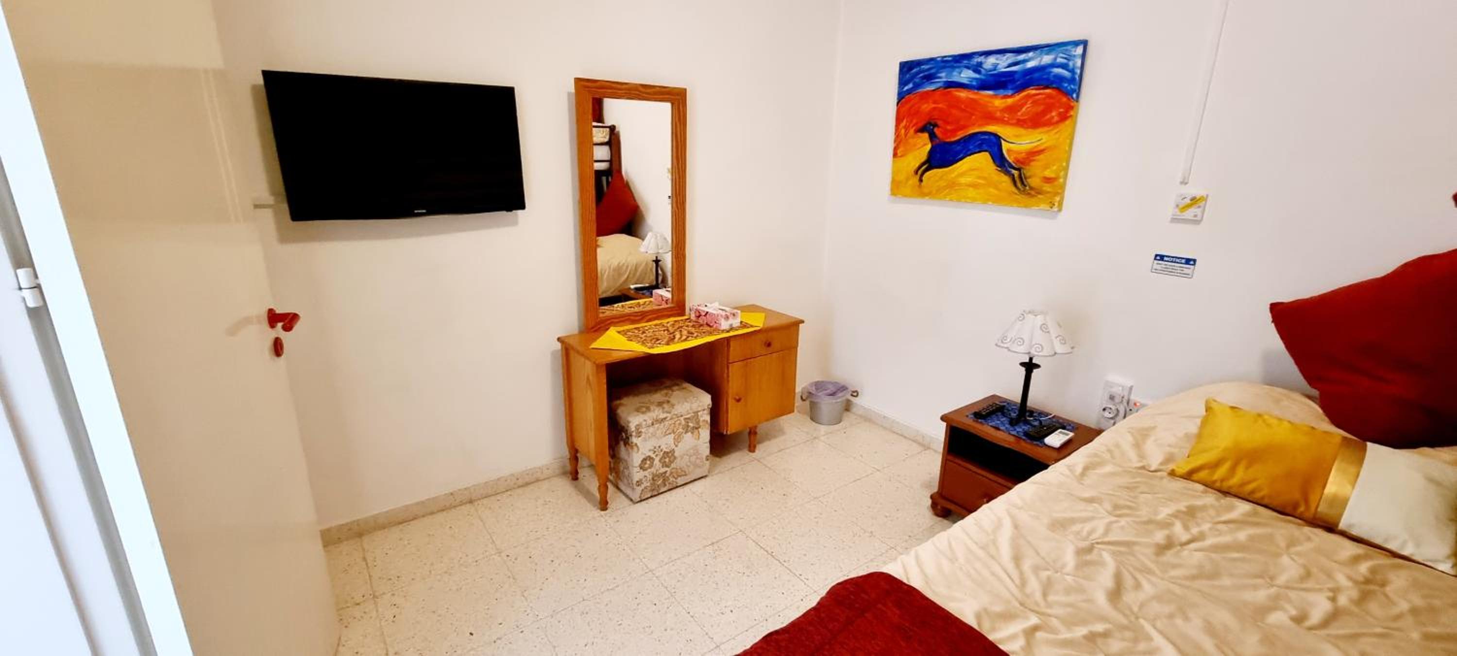 One-Bedroom Apartment - Photo 23