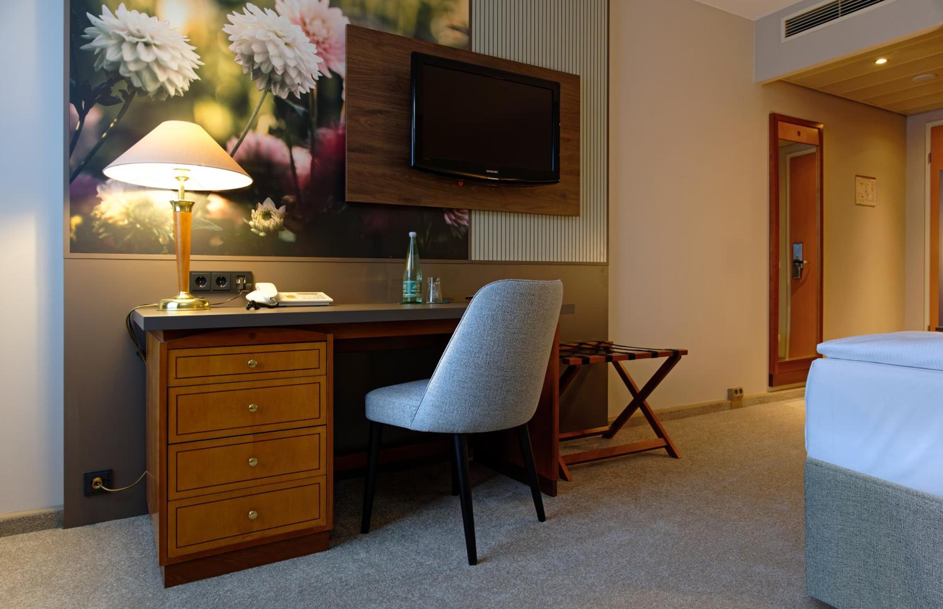 Standard Double Room For Up to Three Guests - Photo 1