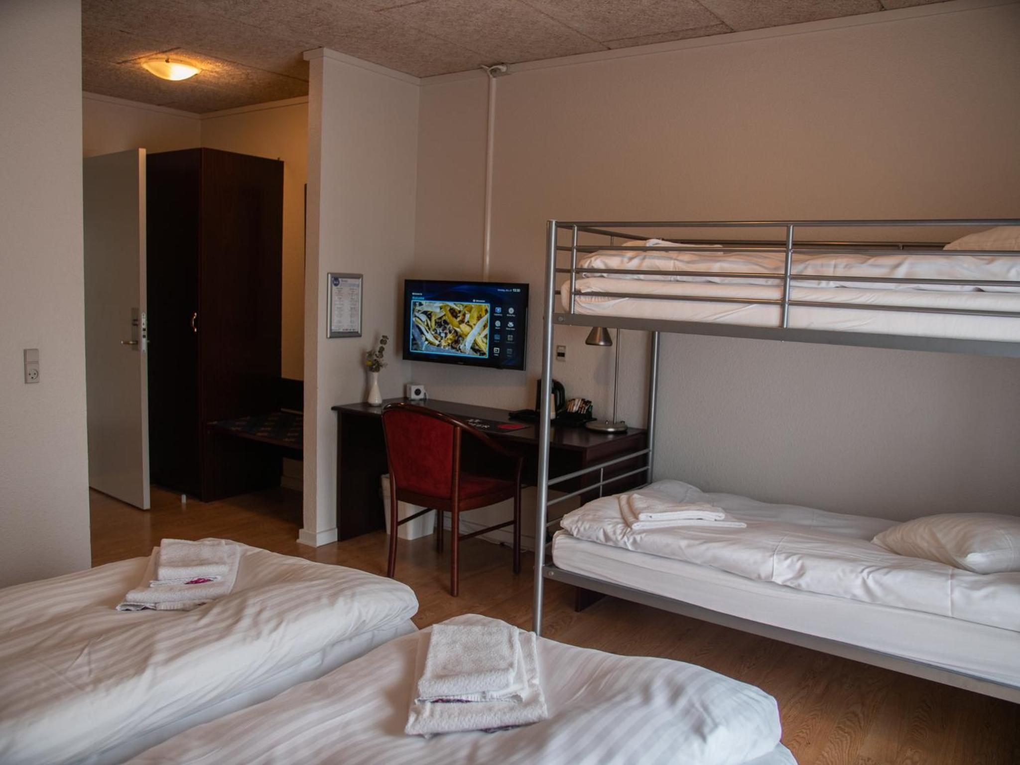 Quadruple Room - Photo 10