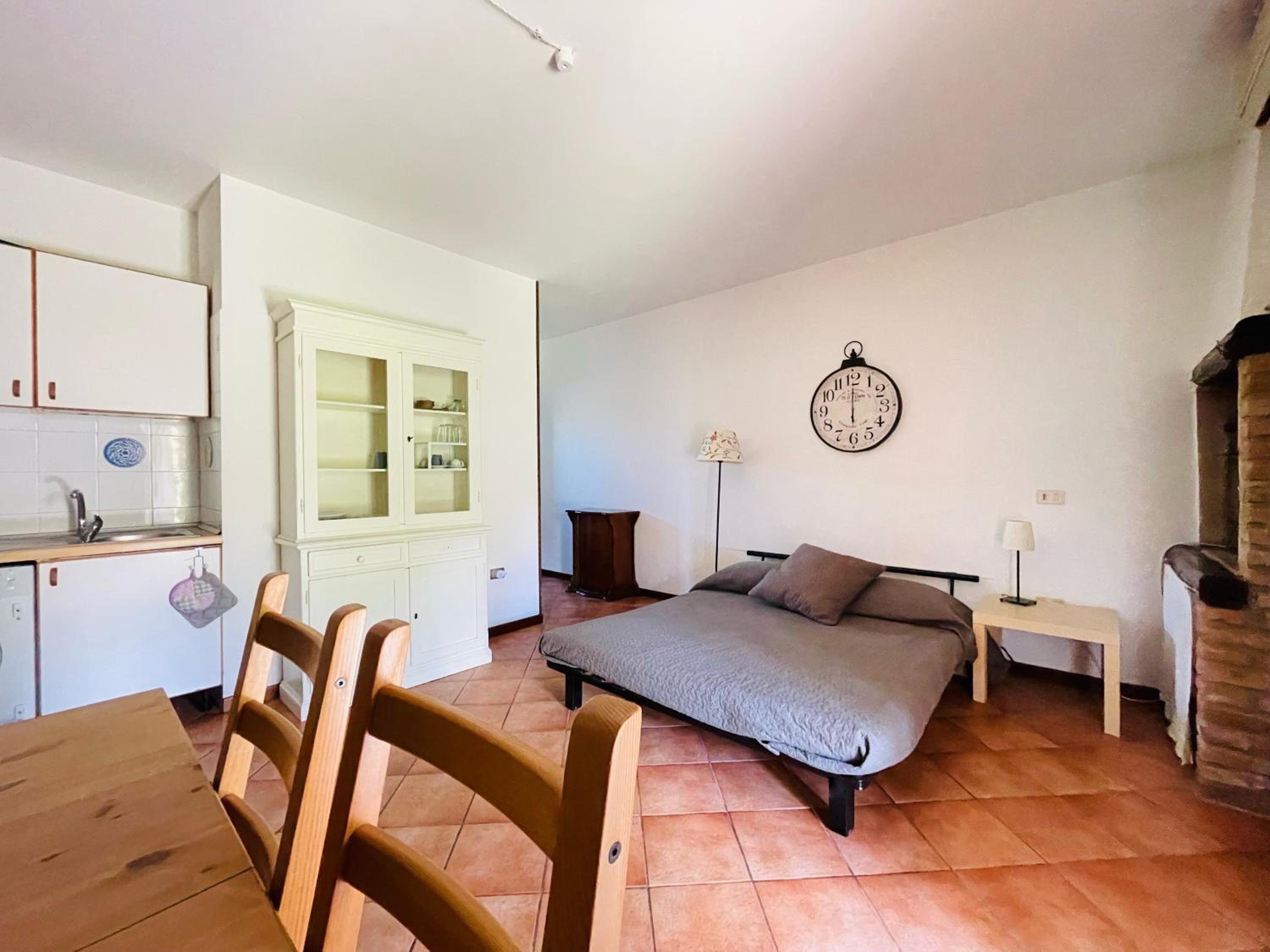 Quadruple Room with Private Bathroom photo 1