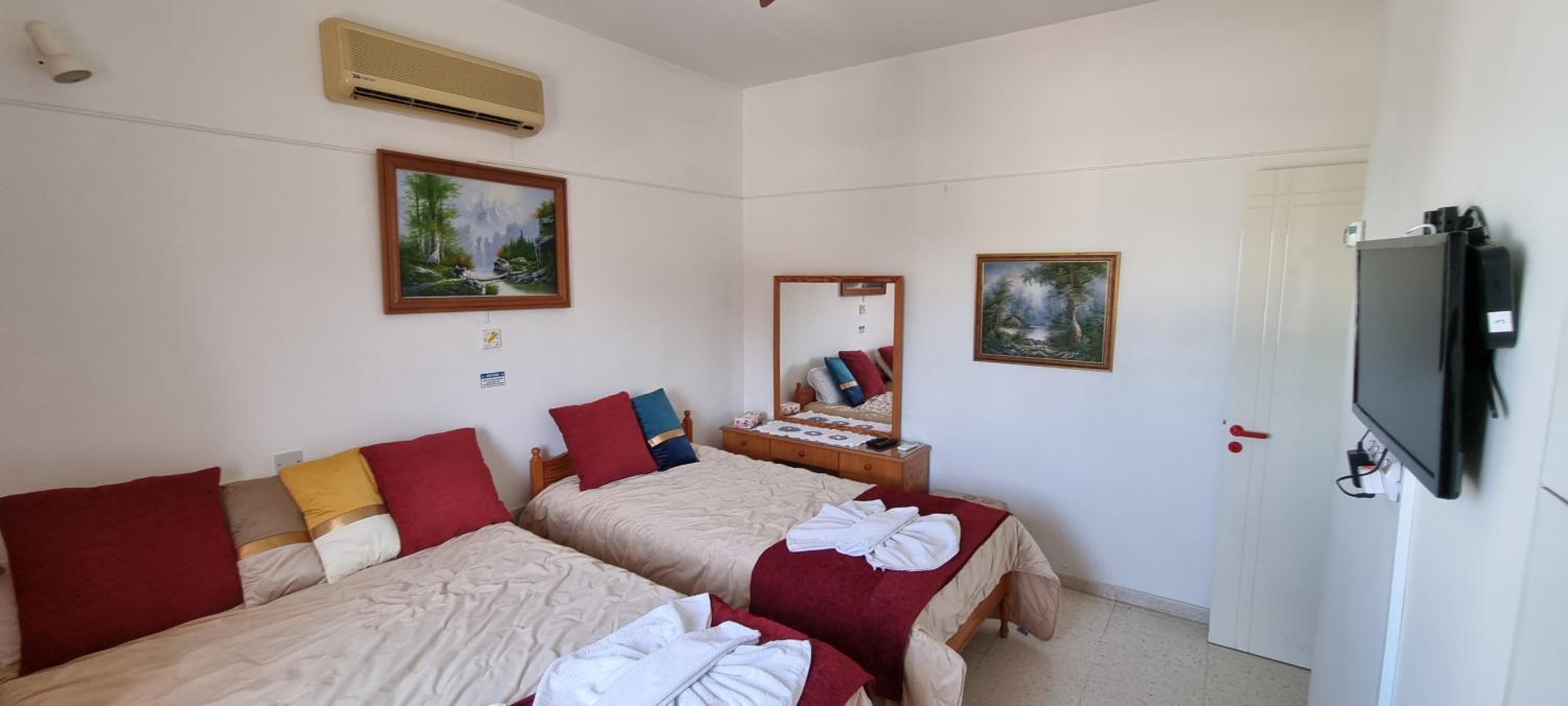 Two-Bedroom Apartment - Photo 28