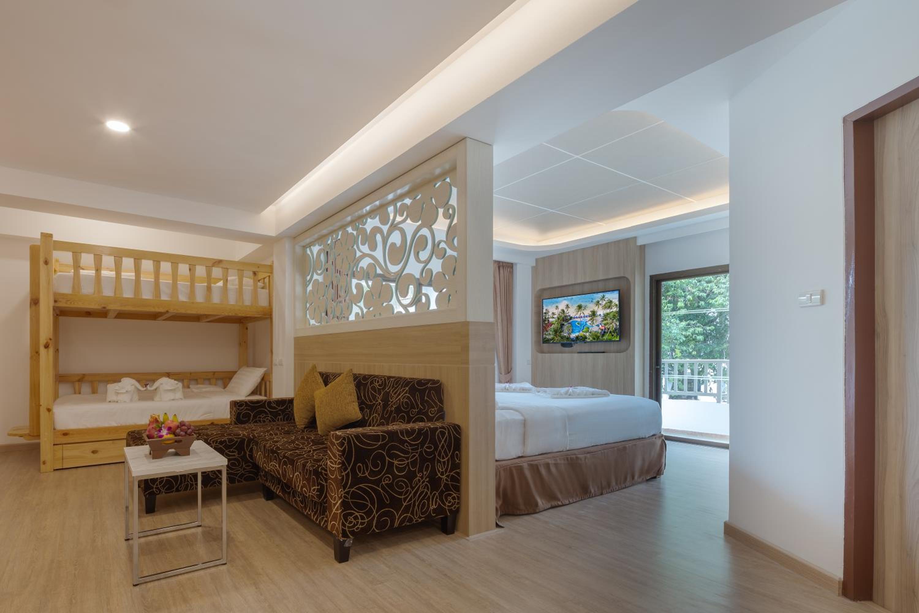 Family Suite - Photo 2
