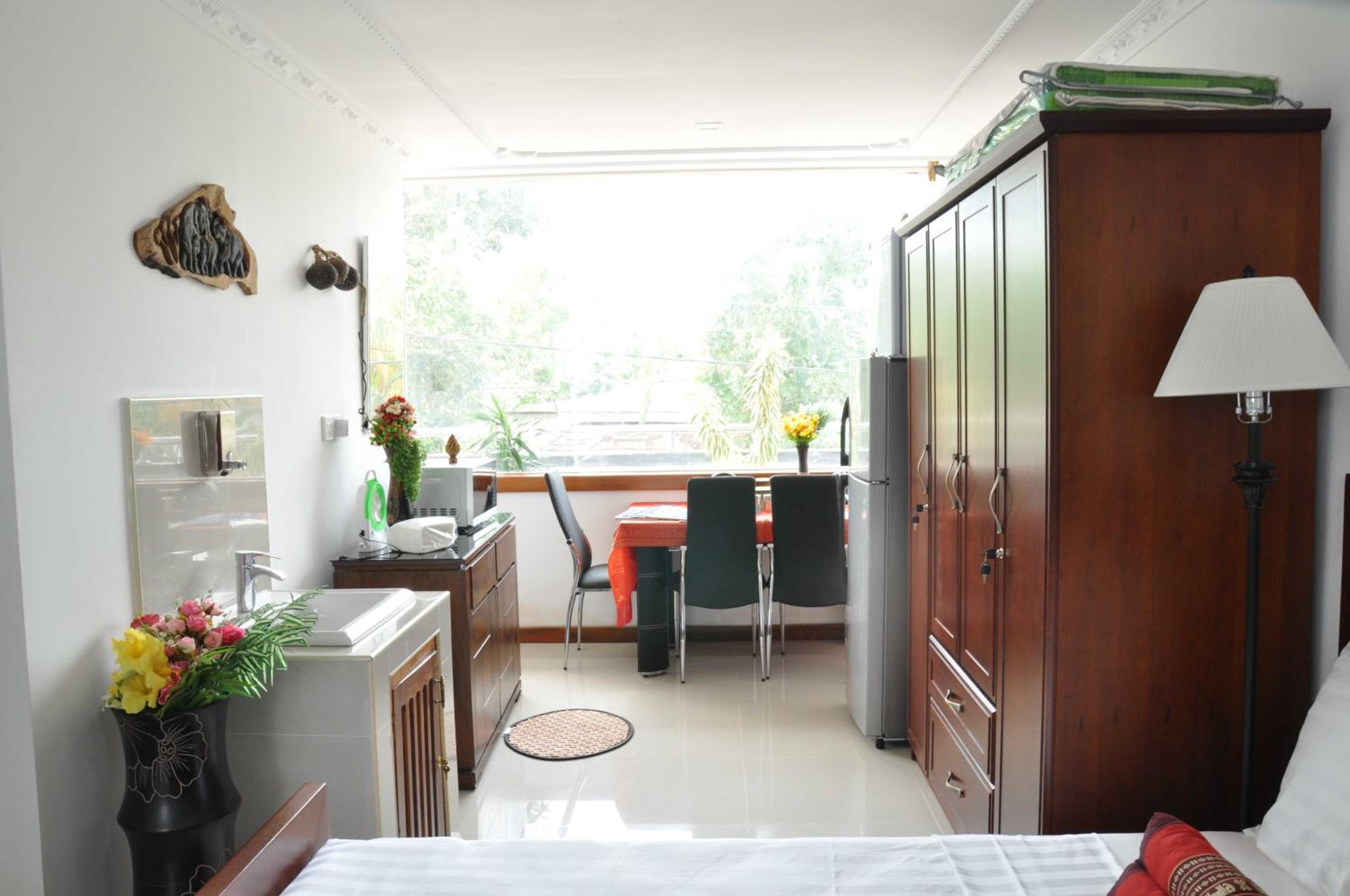 Deluxe Family Room