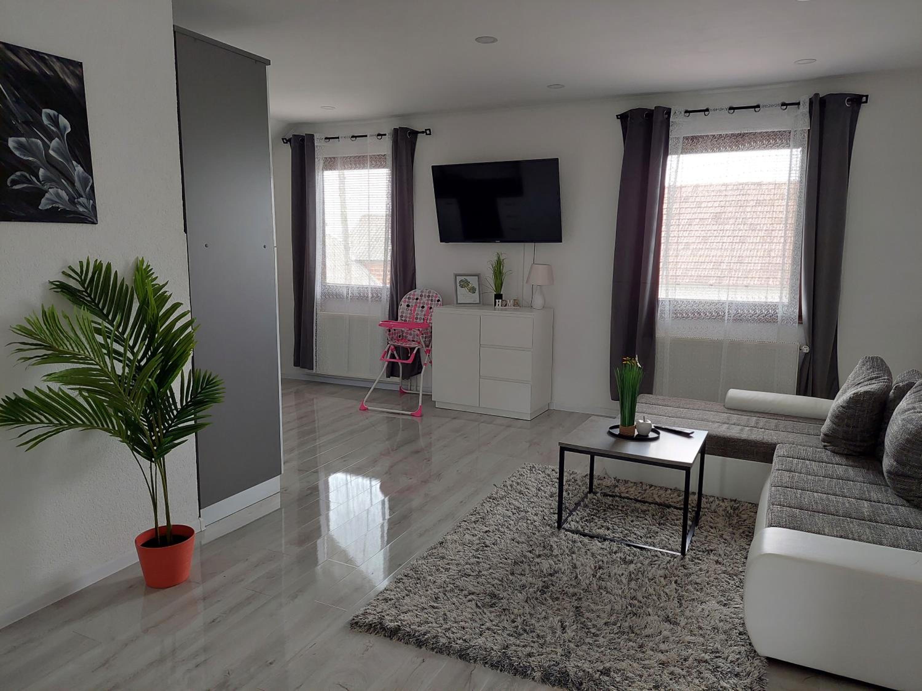 Two-Bedroom Apartment - Photo 4
