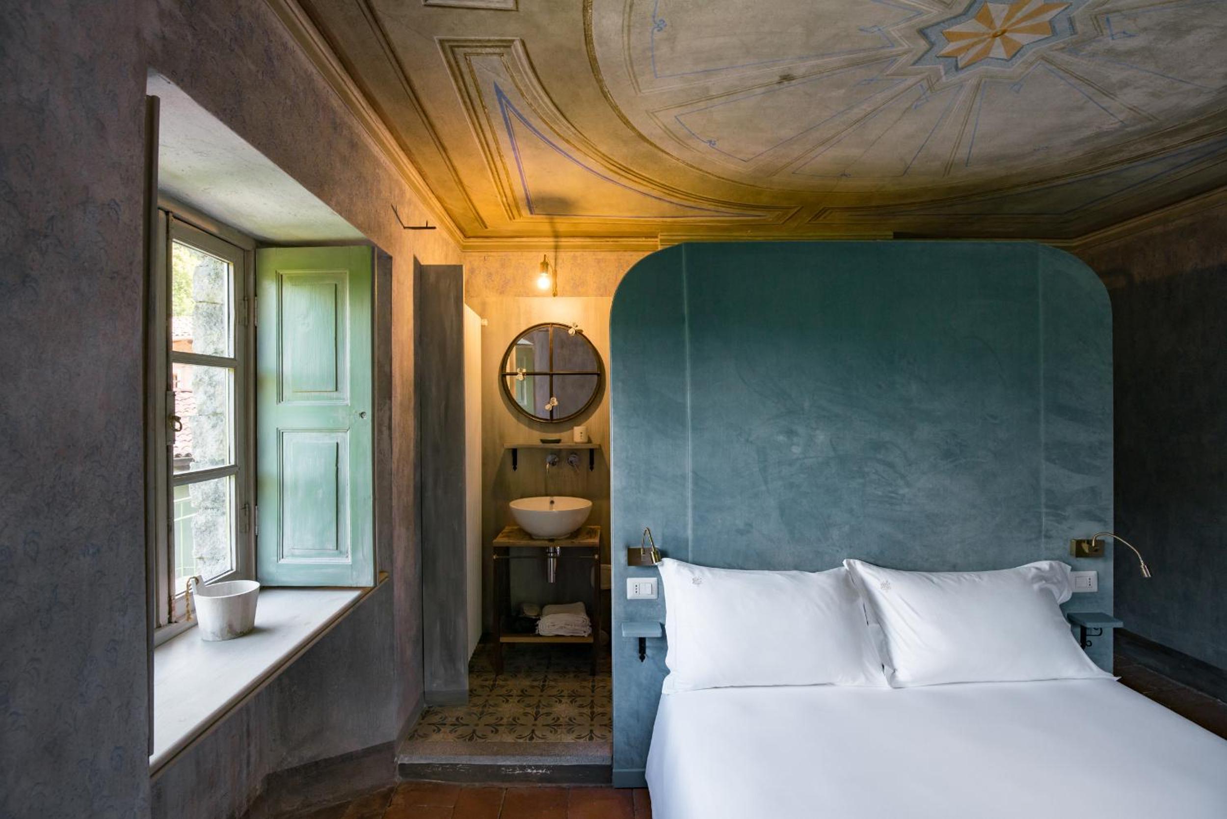 Standard Double Room - Photo 2