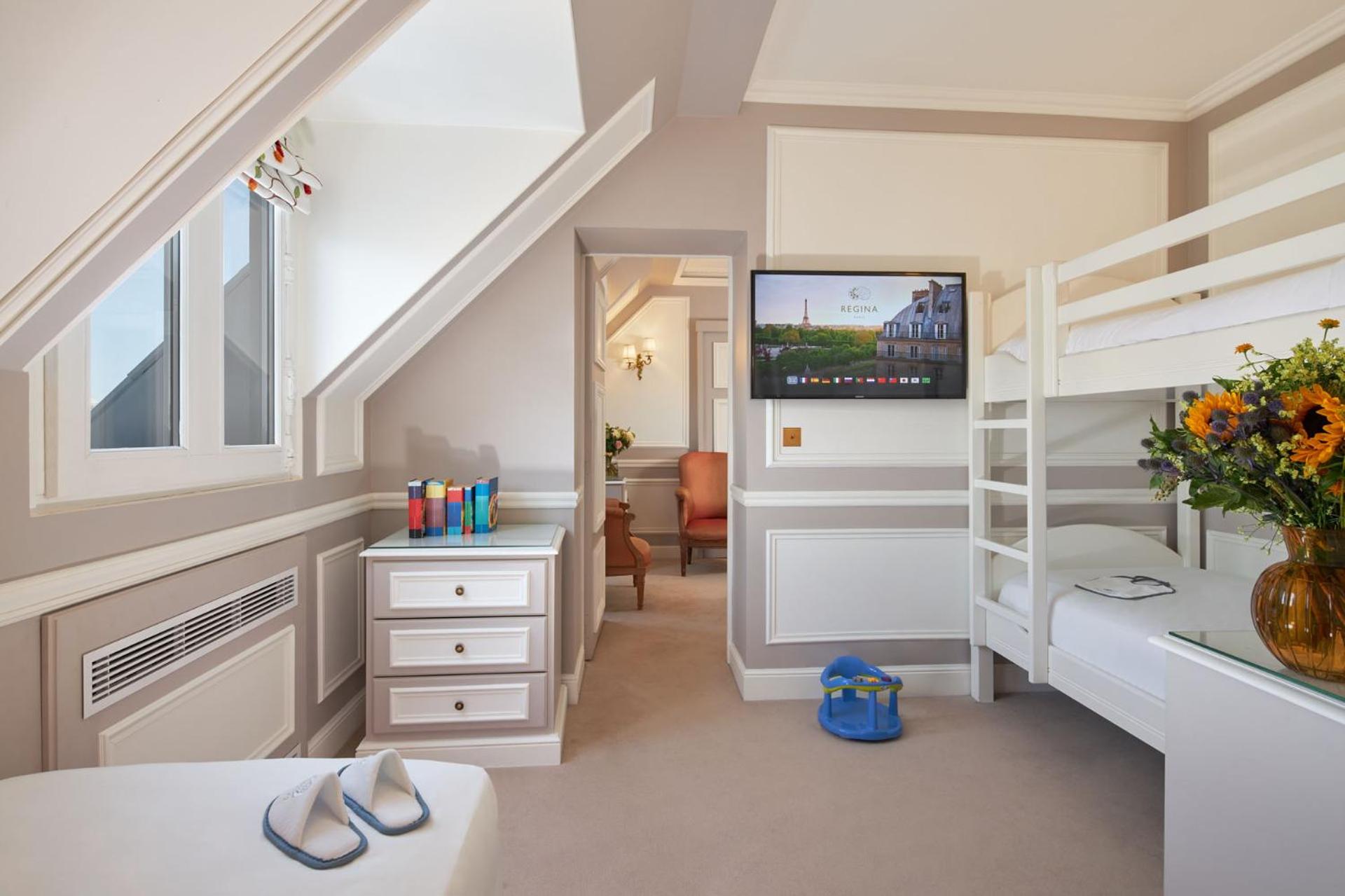 Family Suite (2 Adults + 2 Children) photo 1
