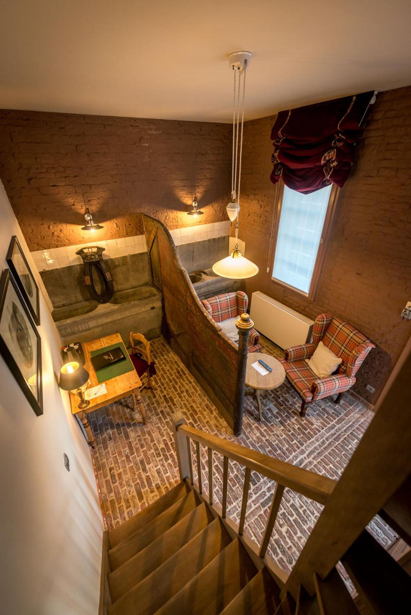Duplex Suite with Garden View - Photo 7